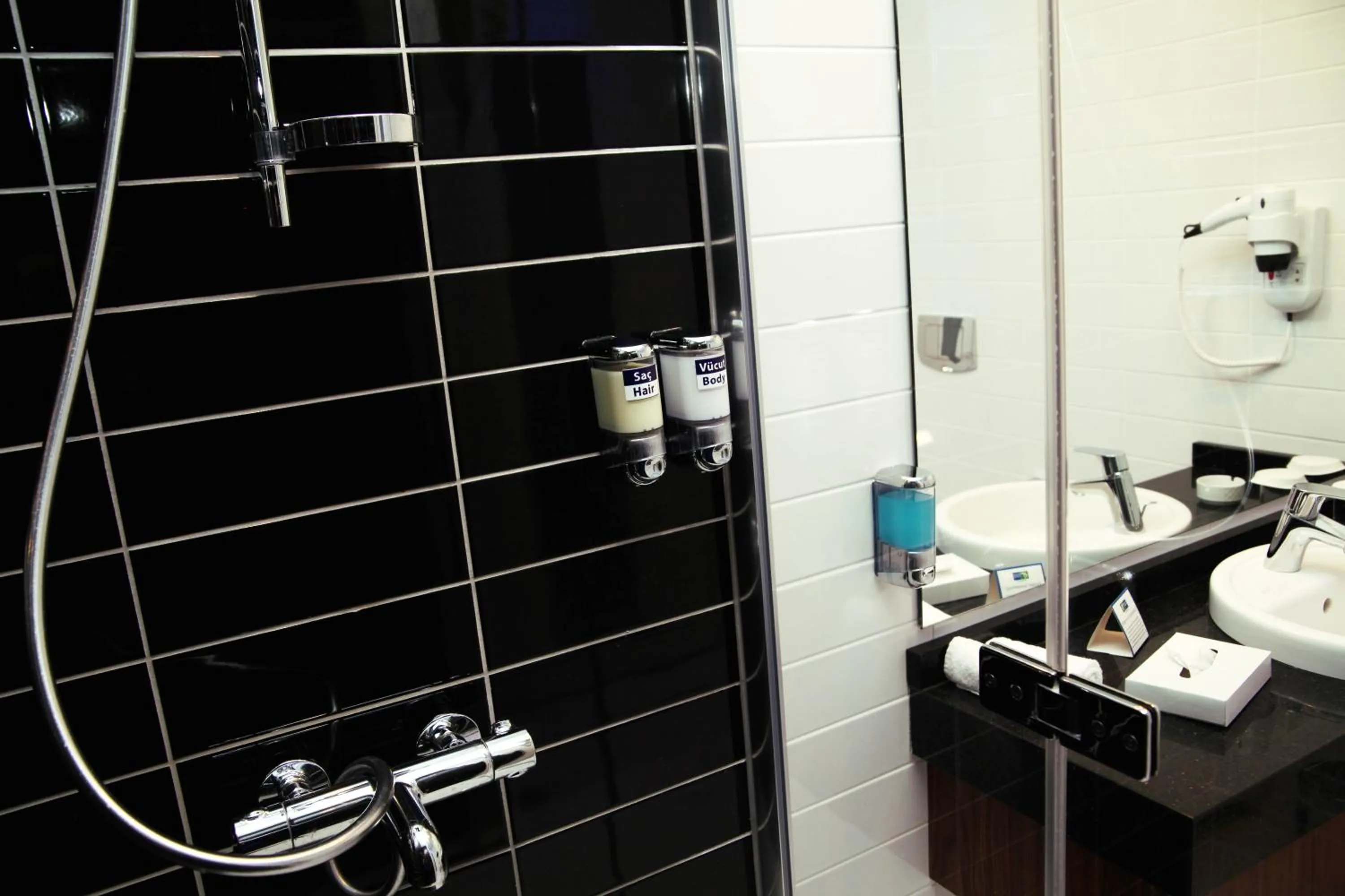 Bathroom in Holiday Inn Express Istanbul-Altunizade by IHG