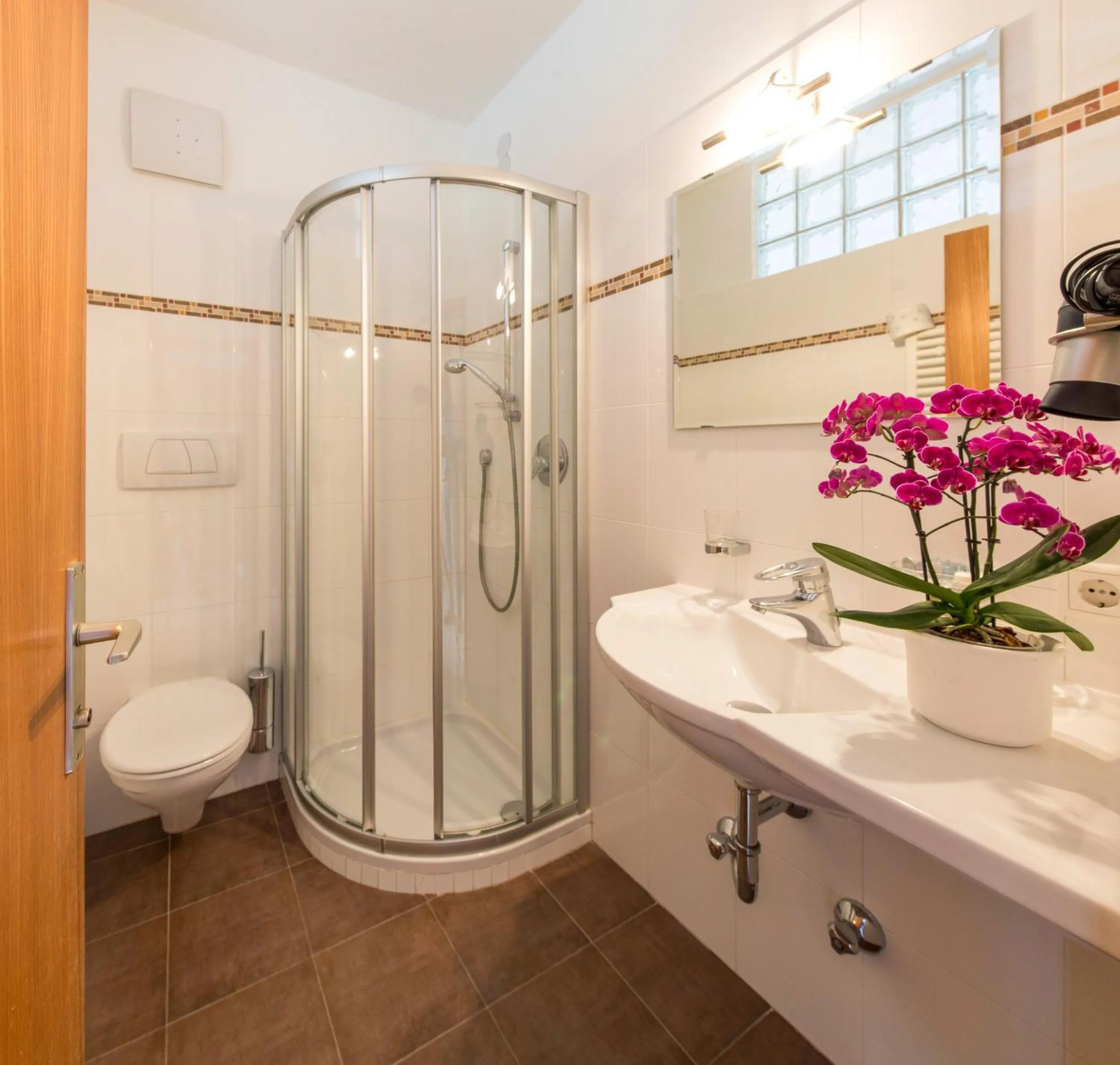 Bathroom in Pension Gruenwald