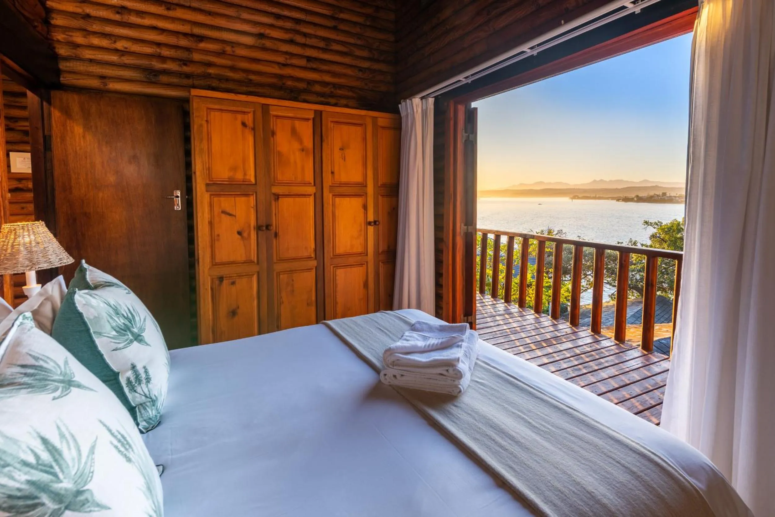 View (from property/room), Bed in Under Milkwood Resort