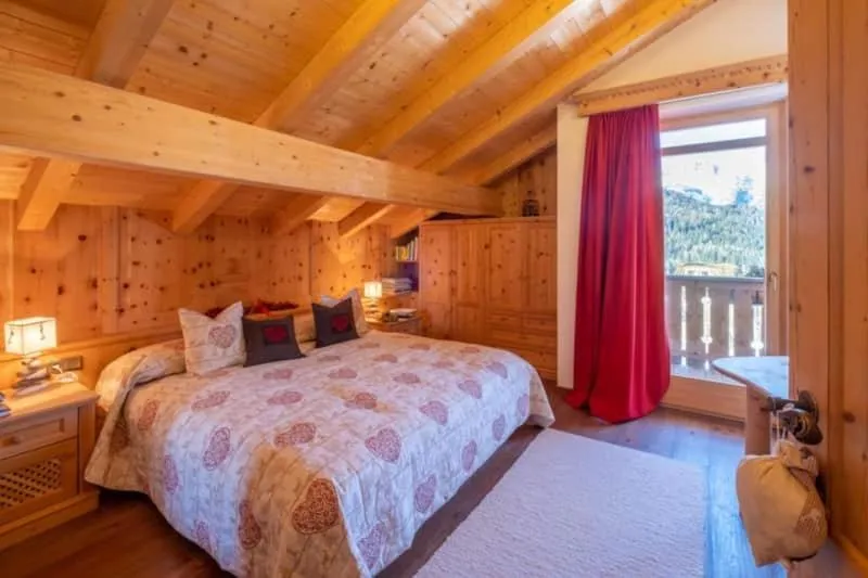 Bed in Family and Wellness Residence Ciasa Antersies