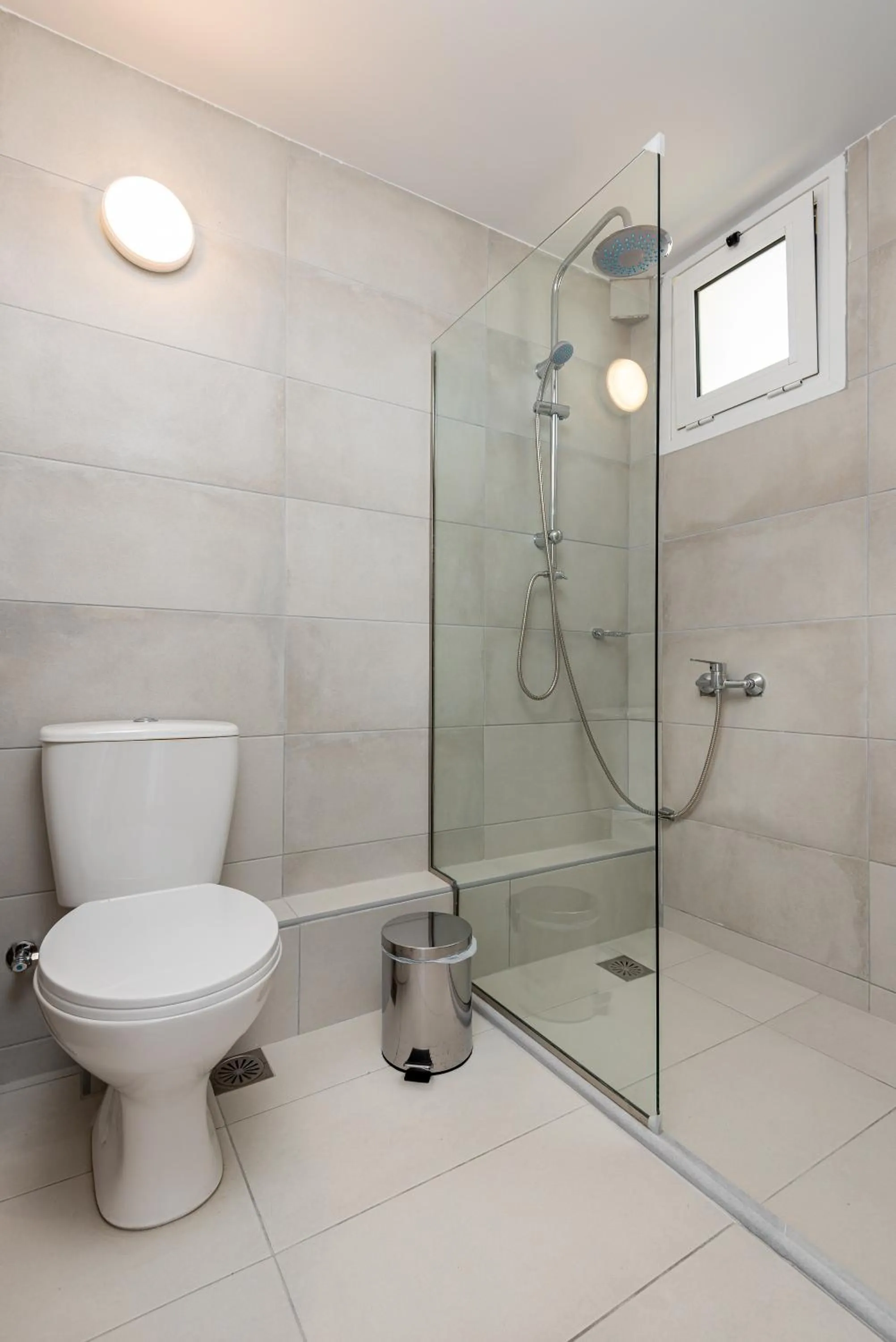 Bathroom in Mrs Chryssana Beach Hotel