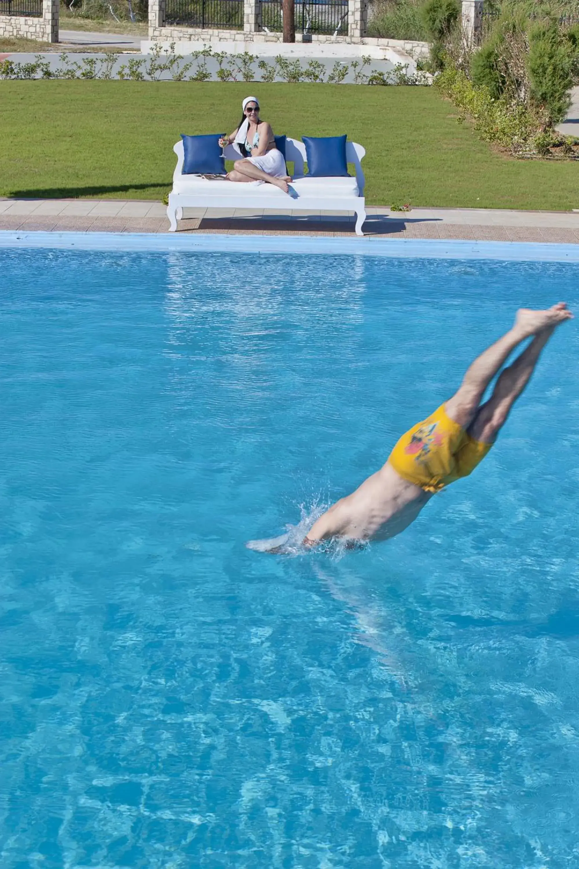 Swimming pool in Mrs Chryssana Beach Hotel Swimming pool in Mrs Chryssana Beach Hotel