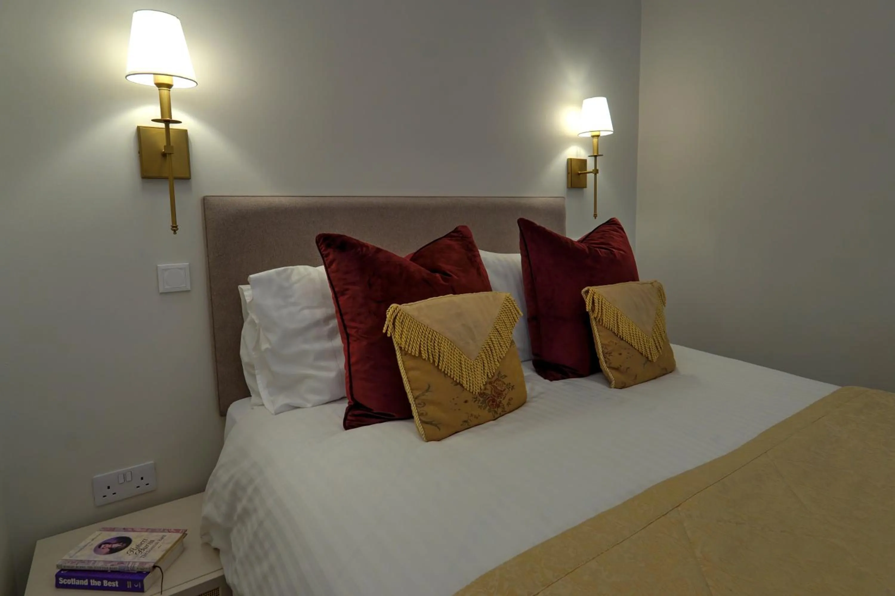 Bed in The Tannochbrae