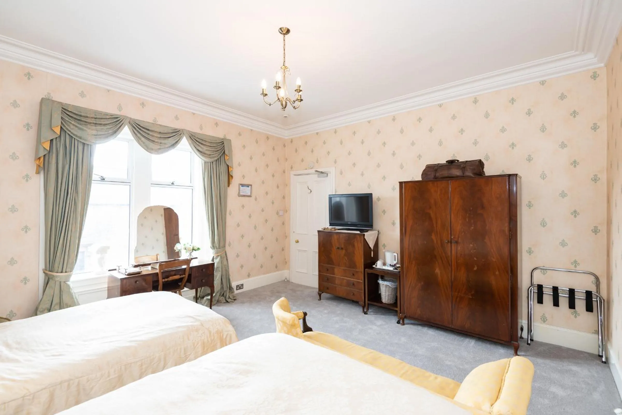 Bed in The Tannochbrae