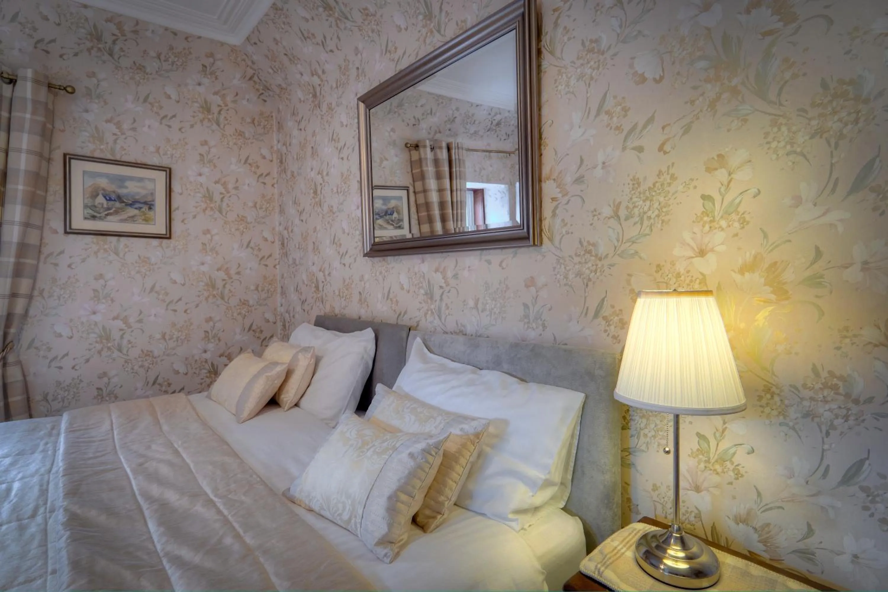 Bed in The Tannochbrae