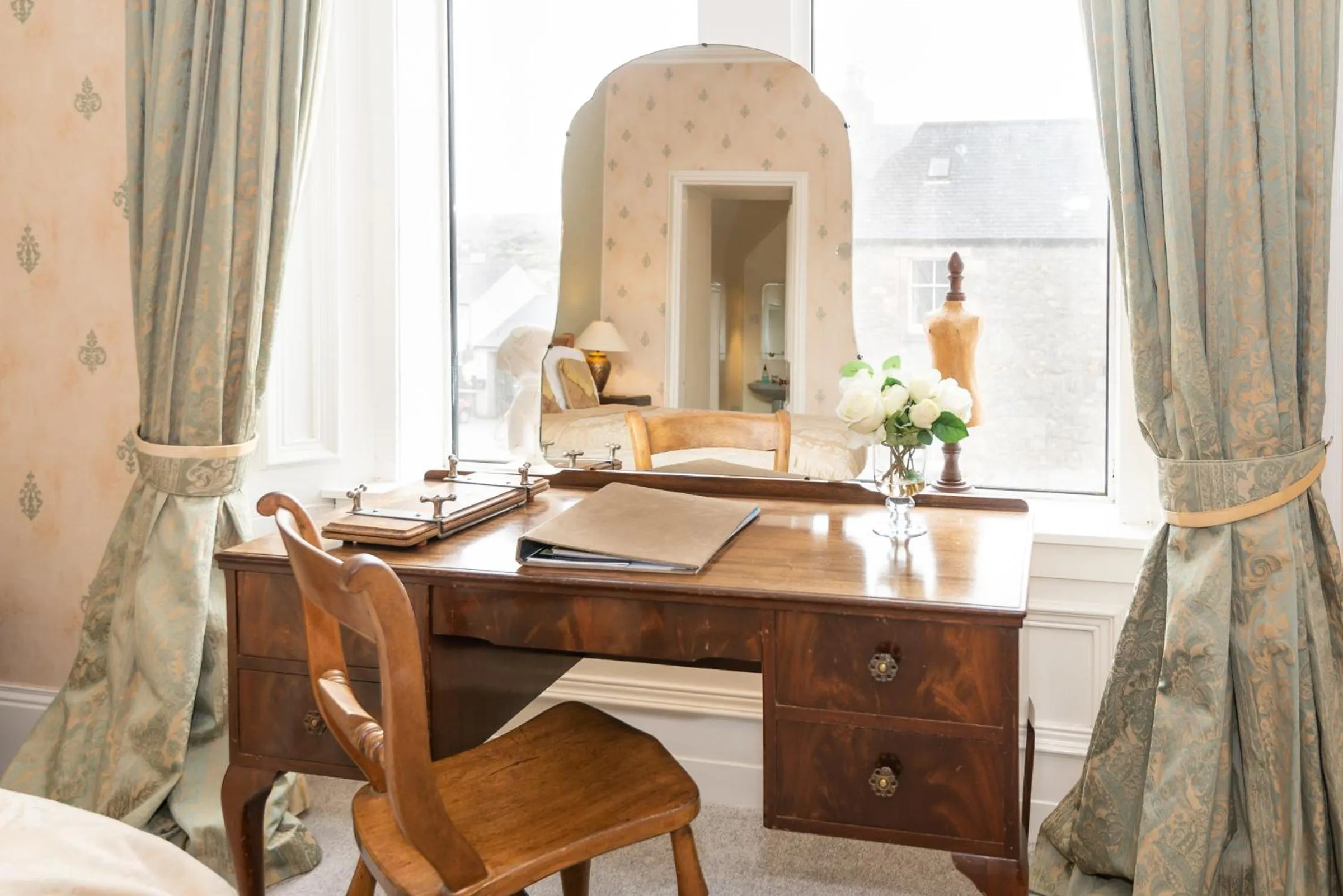 Decorative detail in The Tannochbrae