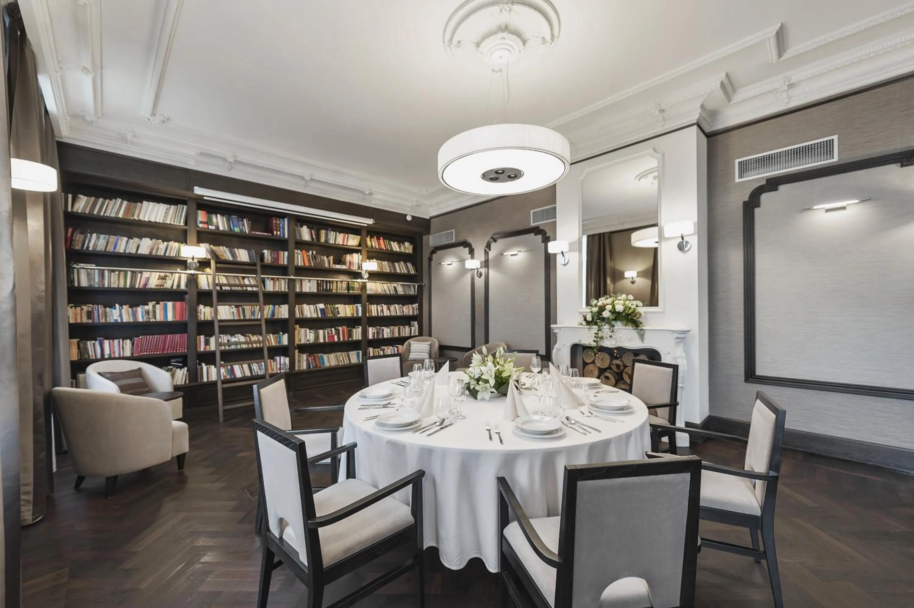 Banquet/Function facilities in Red Baron Hotel & Restaurant