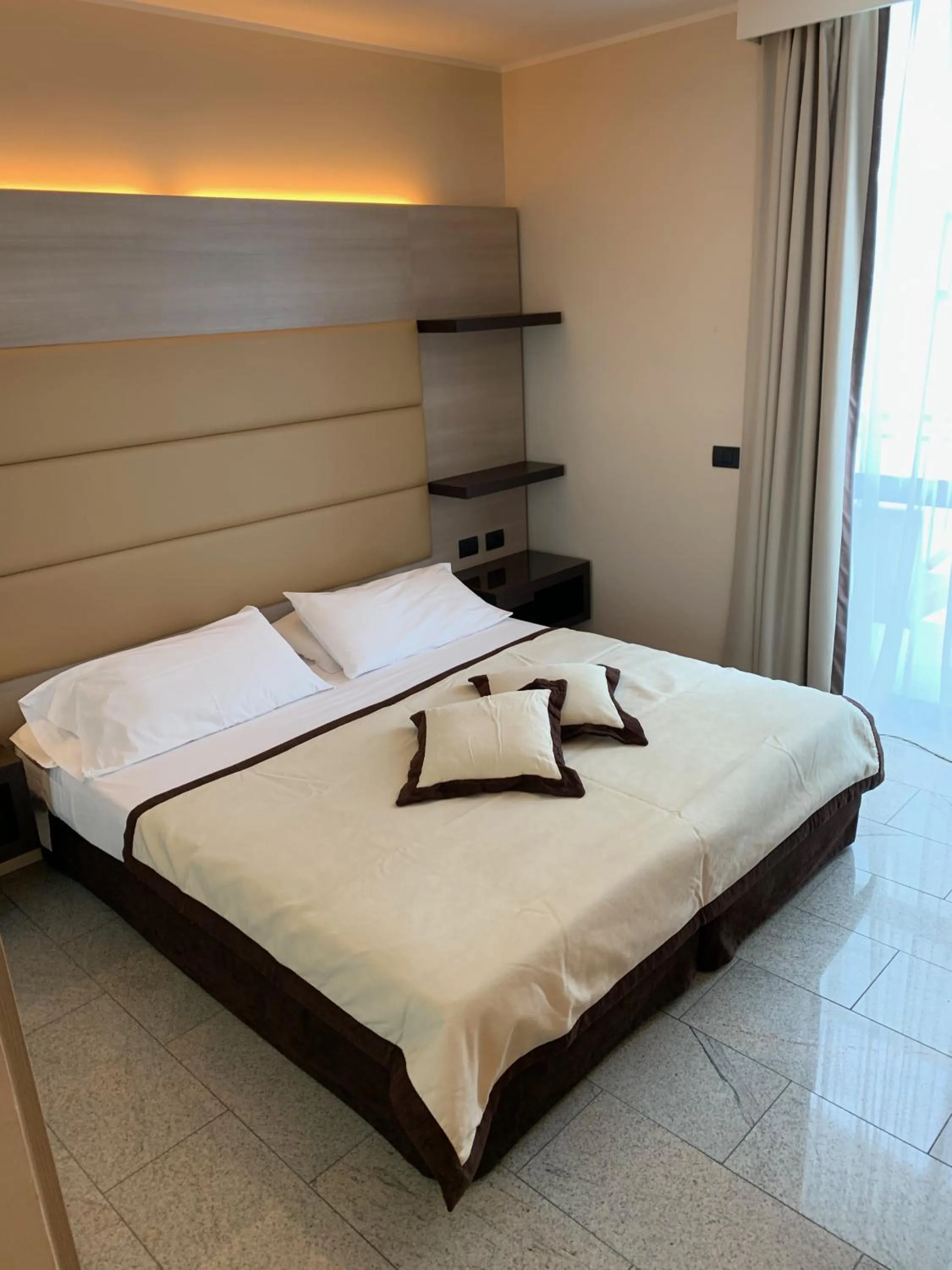 Bed in Hotel San Carlo