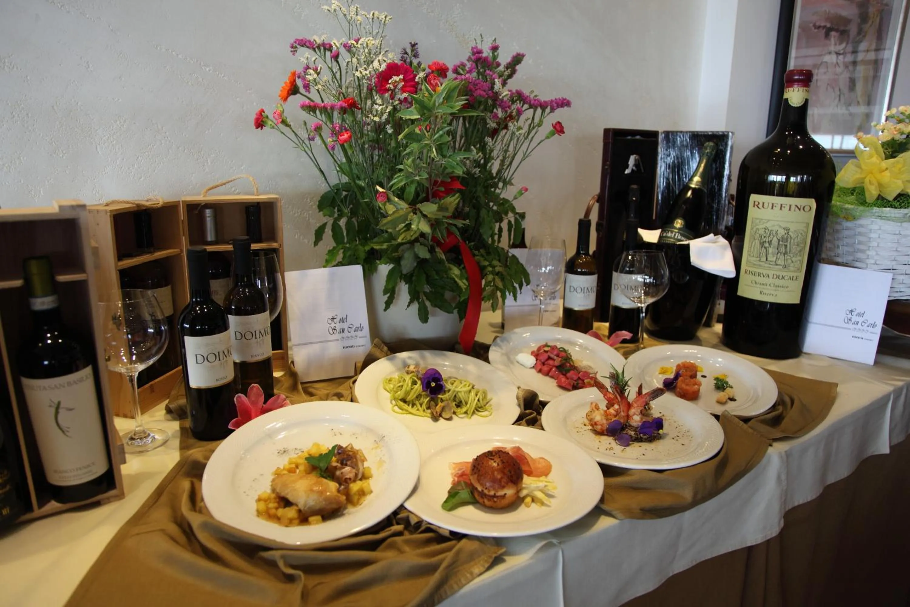 Food and drinks in Hotel San Carlo