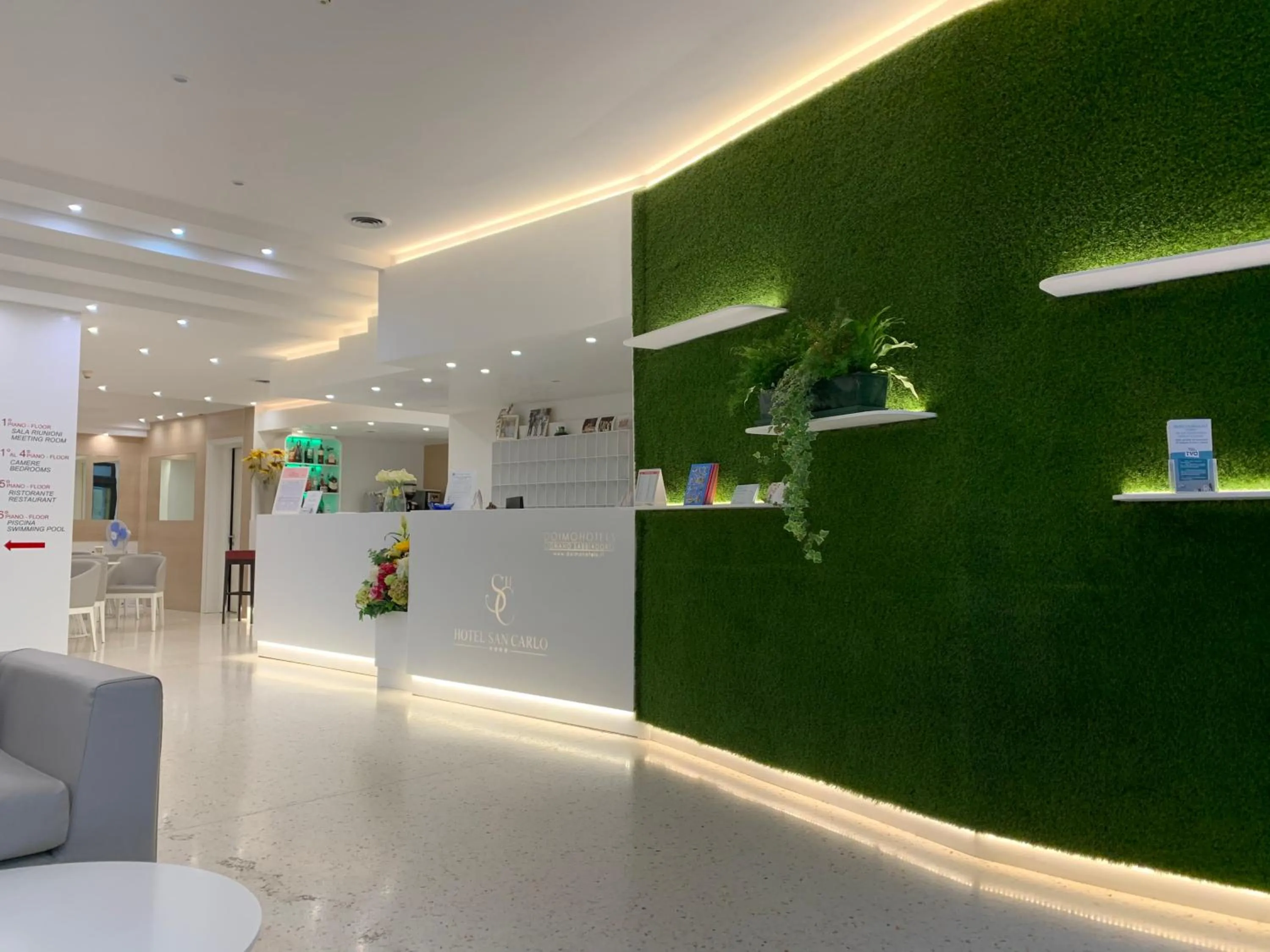 Lobby or reception in Hotel San Carlo