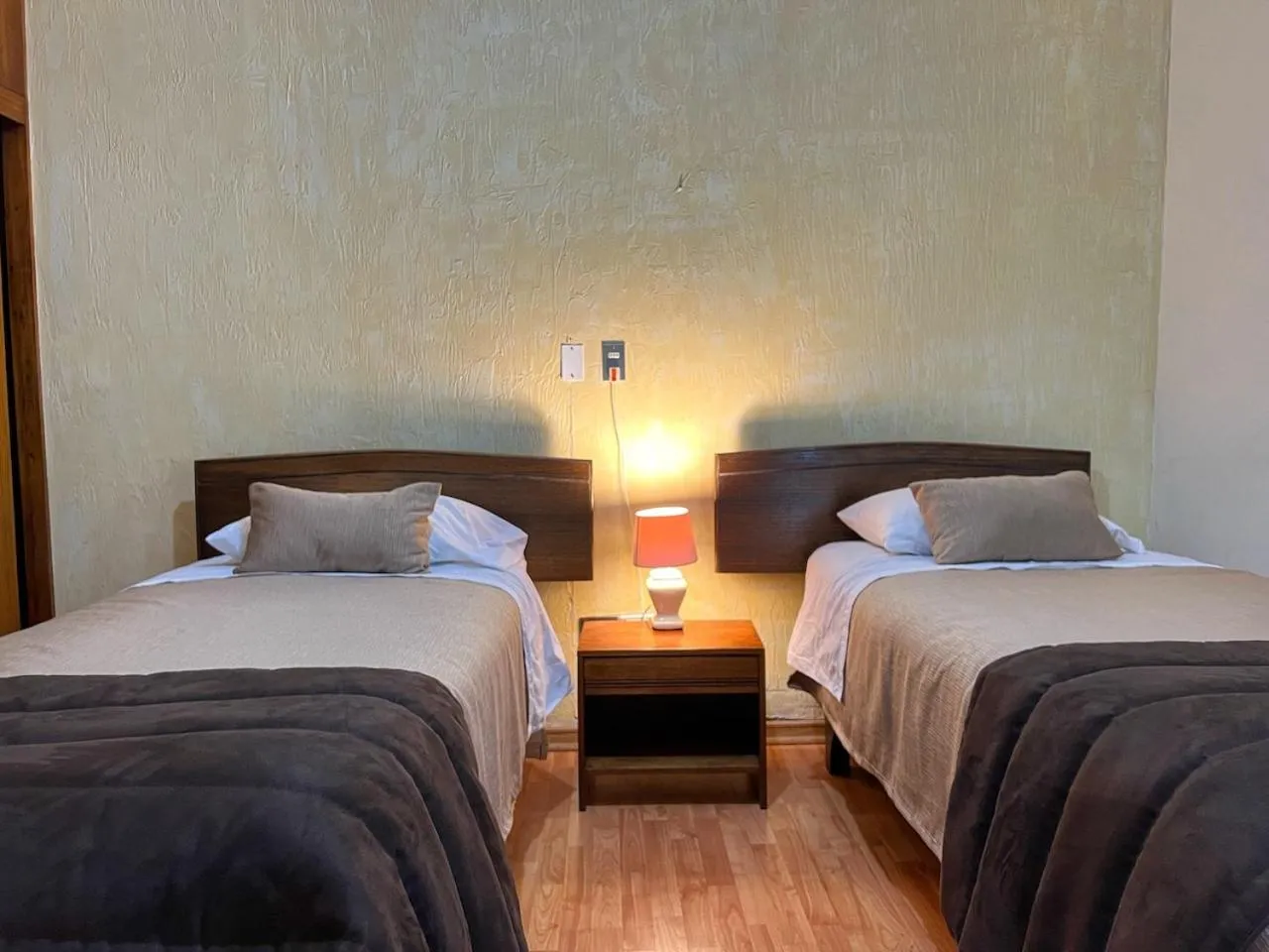 Standard Twin Room in Hotel Escorial