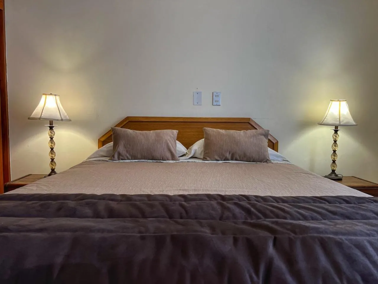 Deluxe Queen Room in Hotel Escorial