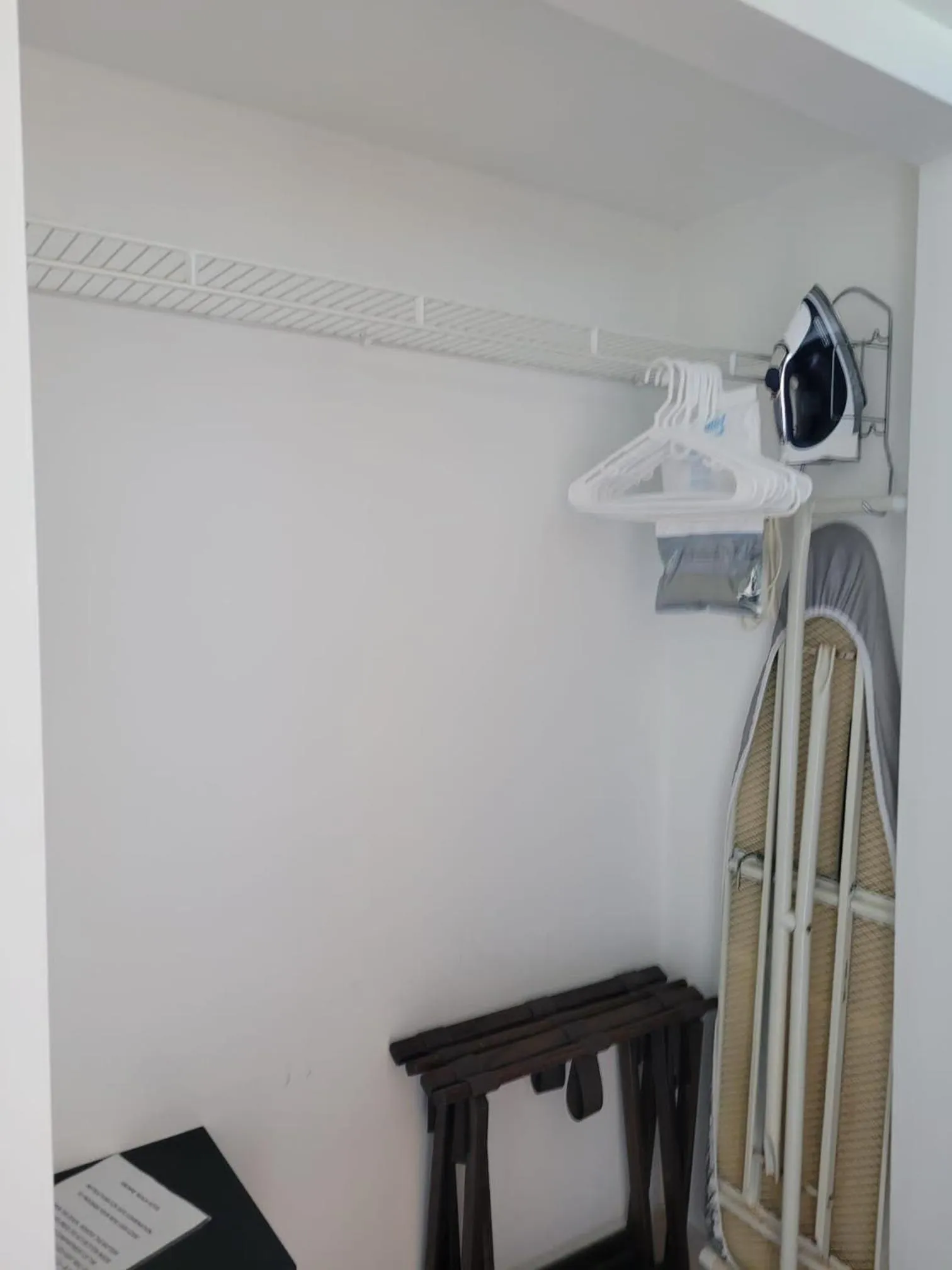 flat iron in Sibonne Beach Hotel