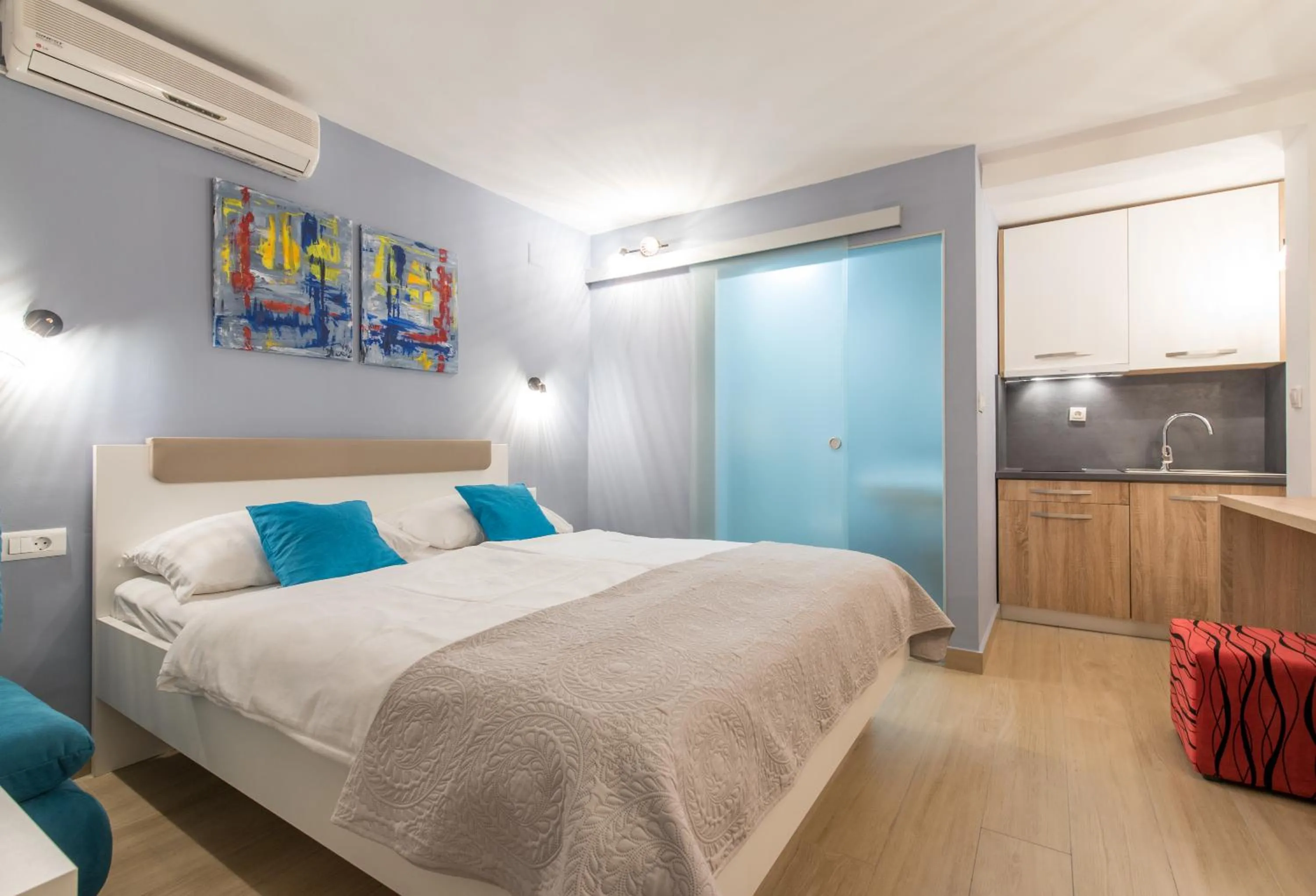 Bed in Beachfront Apartments Zanic