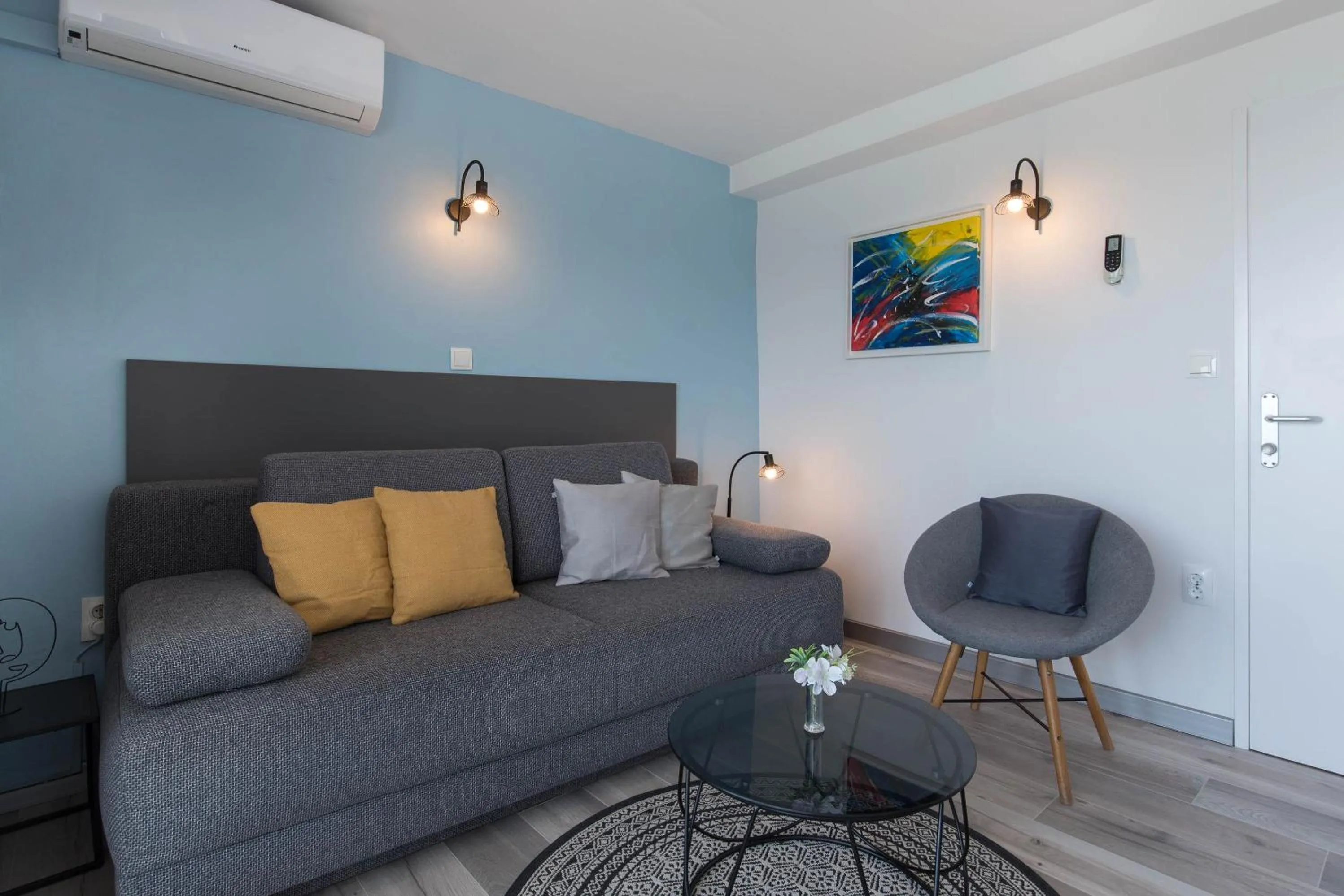 air conditioner in Beachfront Apartments Zanic