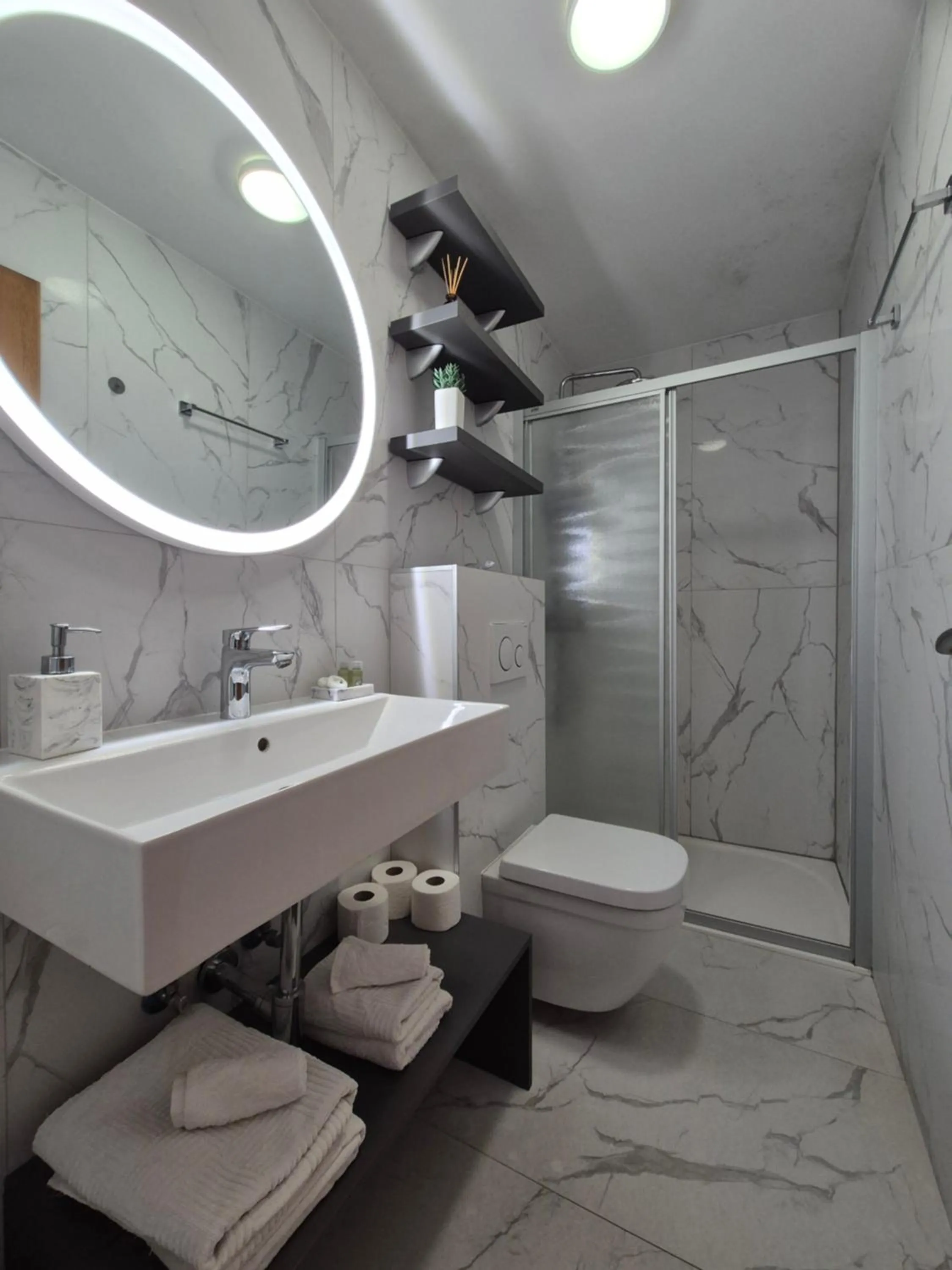 Bathroom in Beachfront Apartments Zanic
