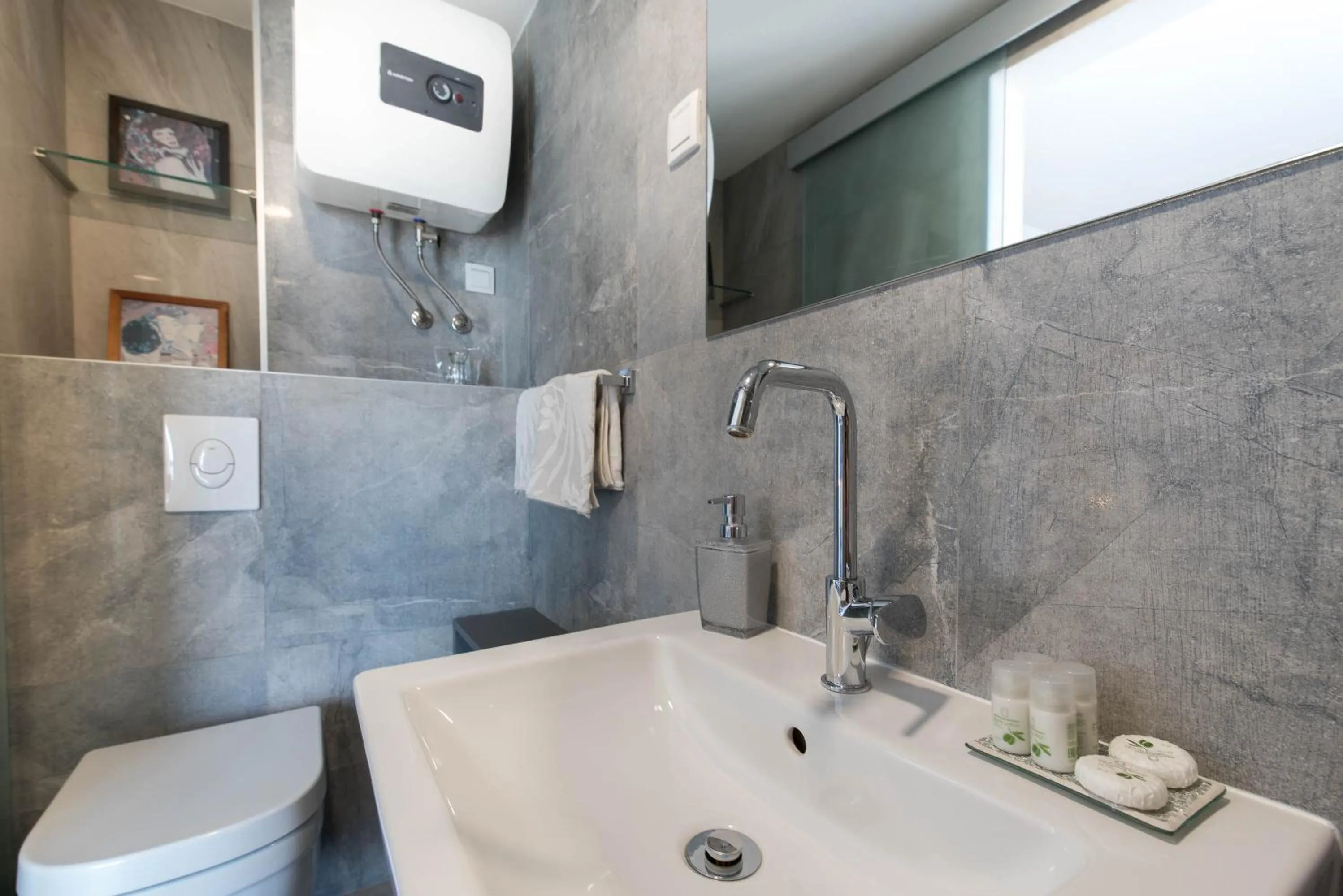 Bathroom in Beachfront Apartments Zanic