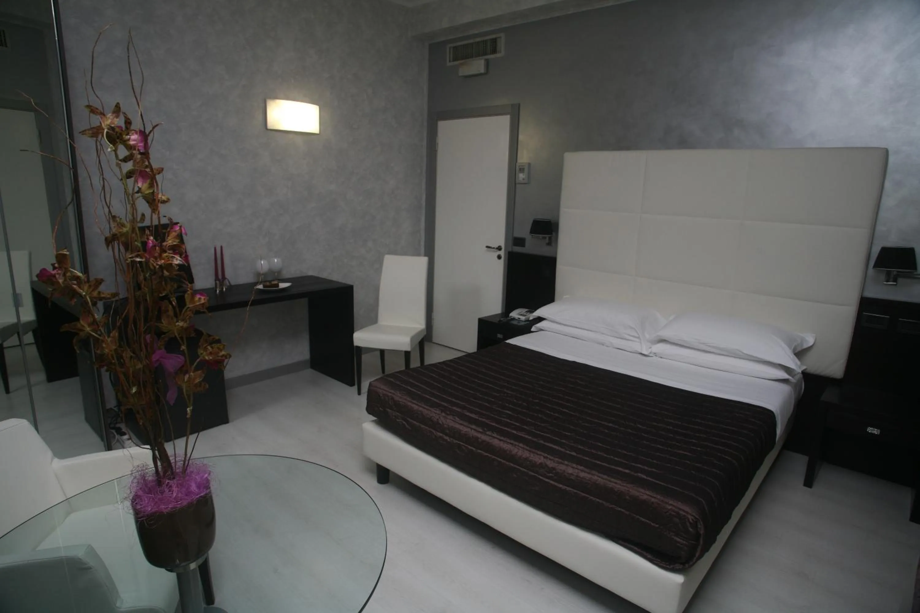 Bedroom, Bed in Hotel Victoria