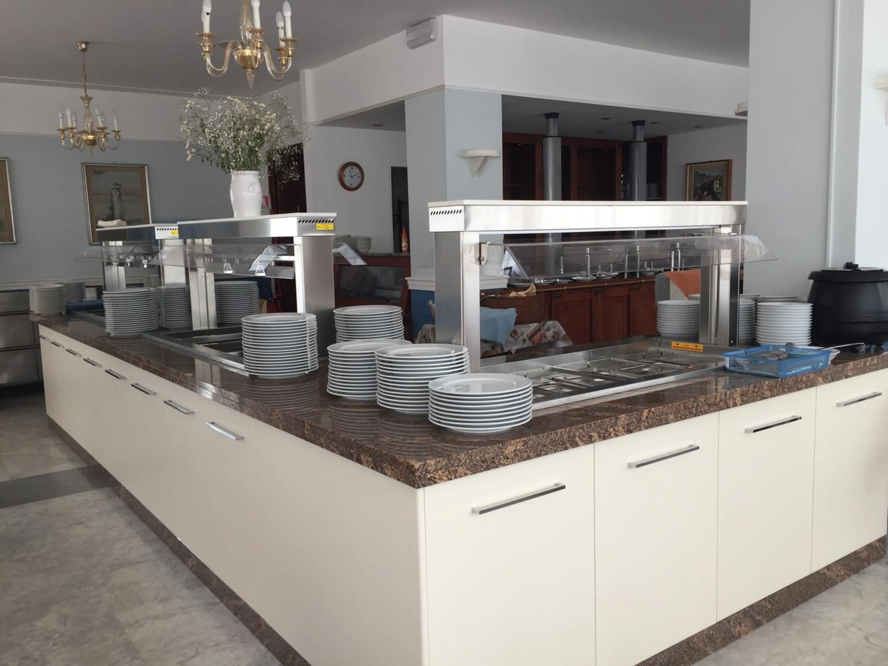 Restaurant/places to eat in Hotel Consuelo