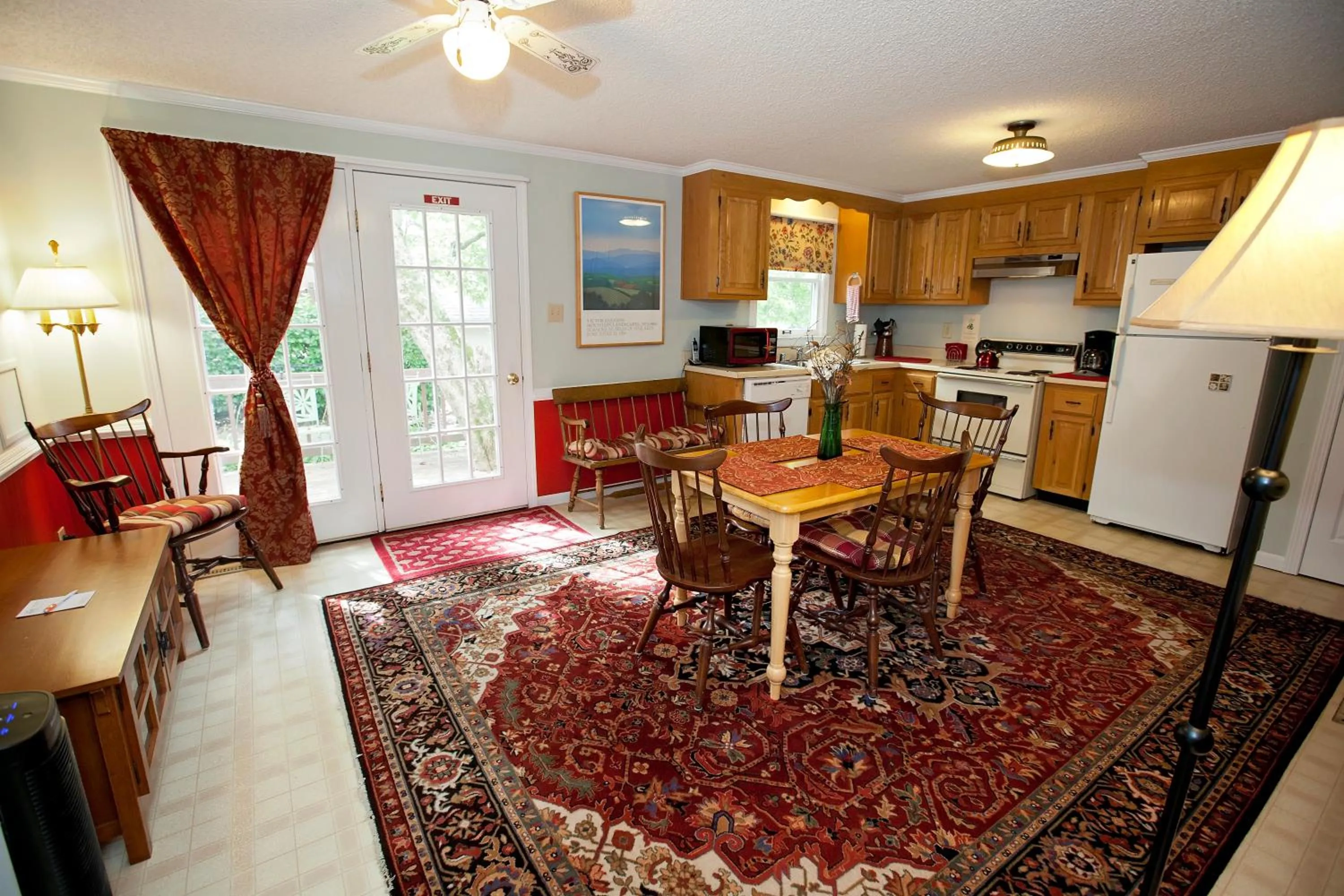 Seating area in Blacksburg Bed & Breakfast