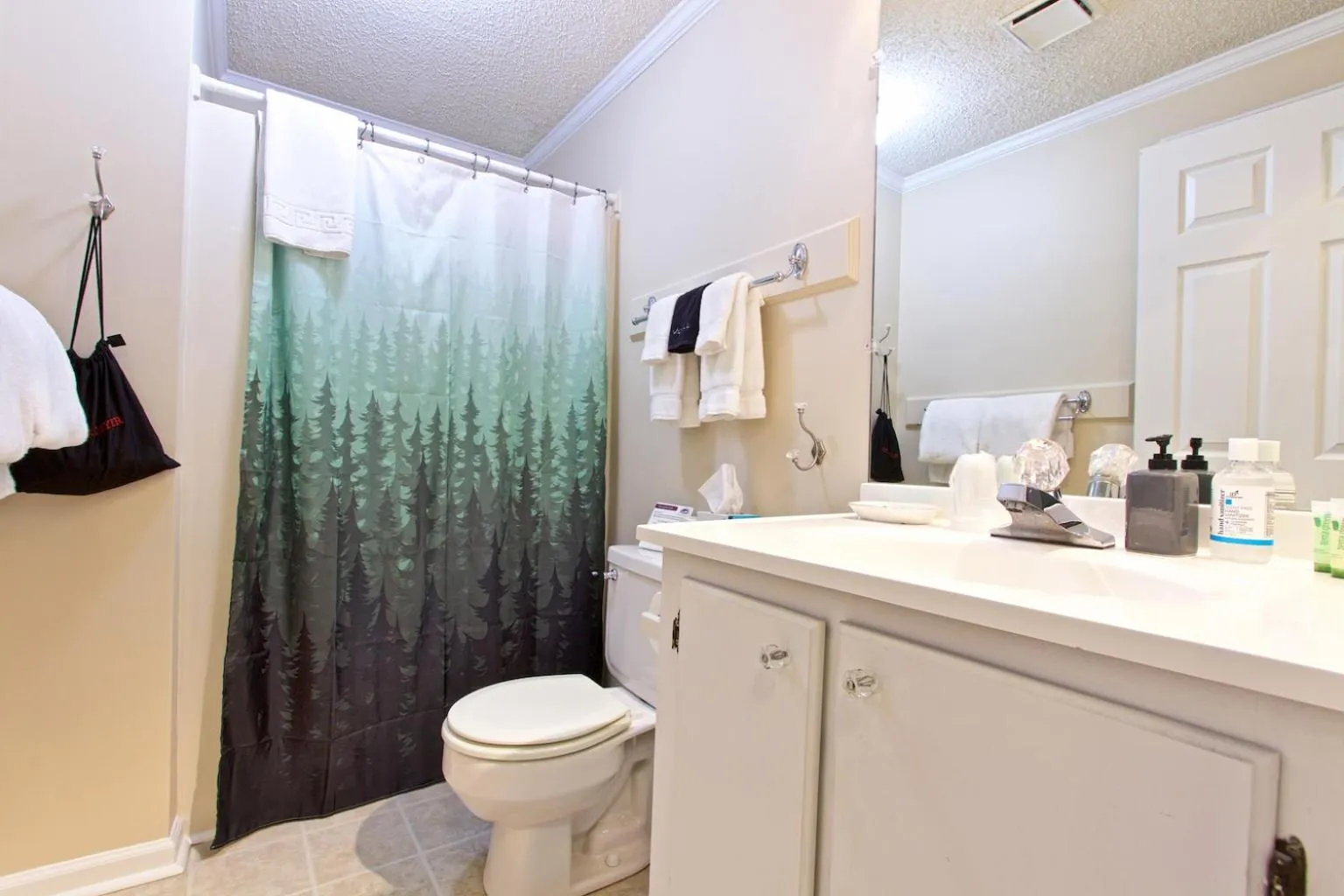 Bathroom in Blacksburg Bed & Breakfast