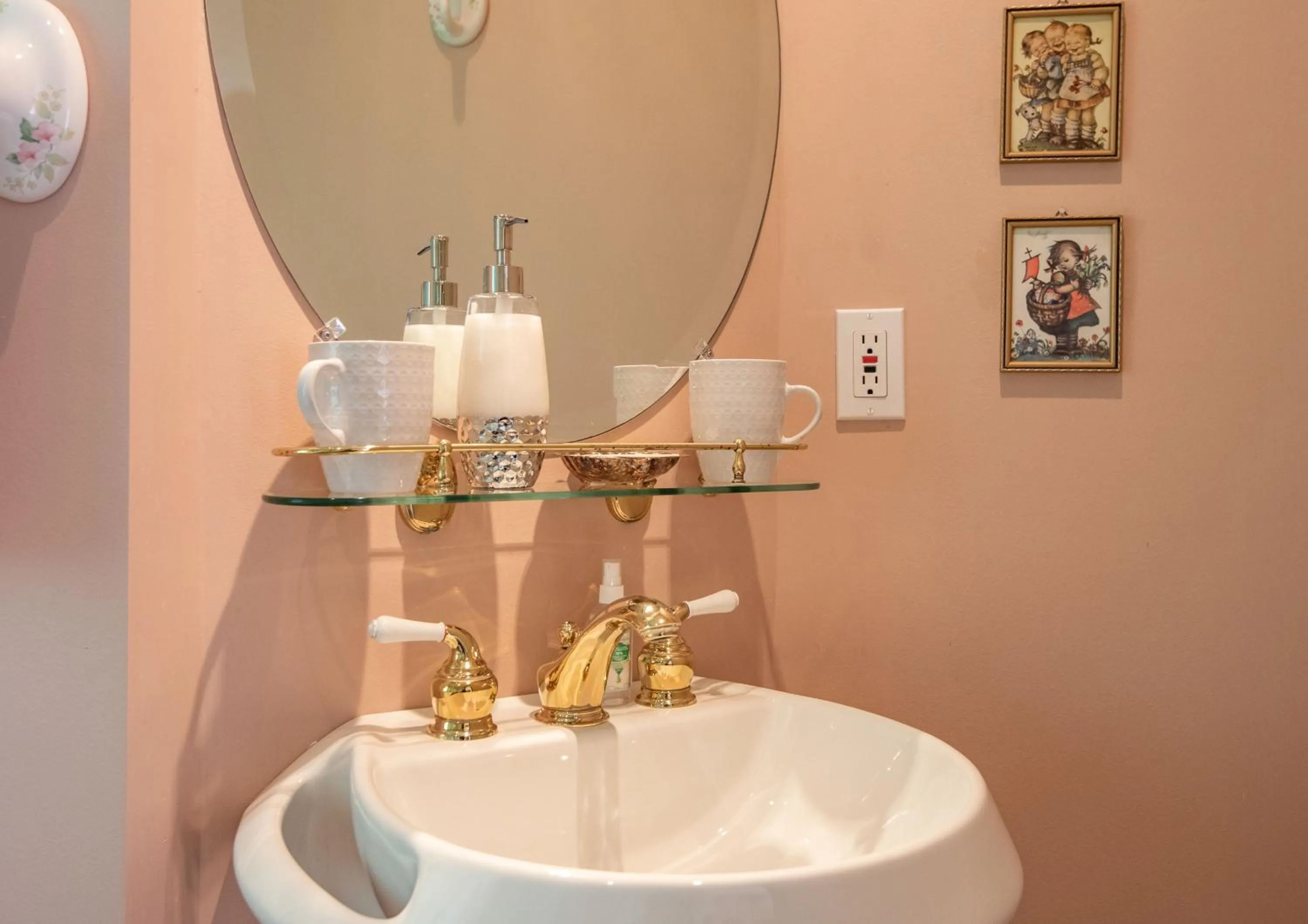 Bathroom in Chez Nous