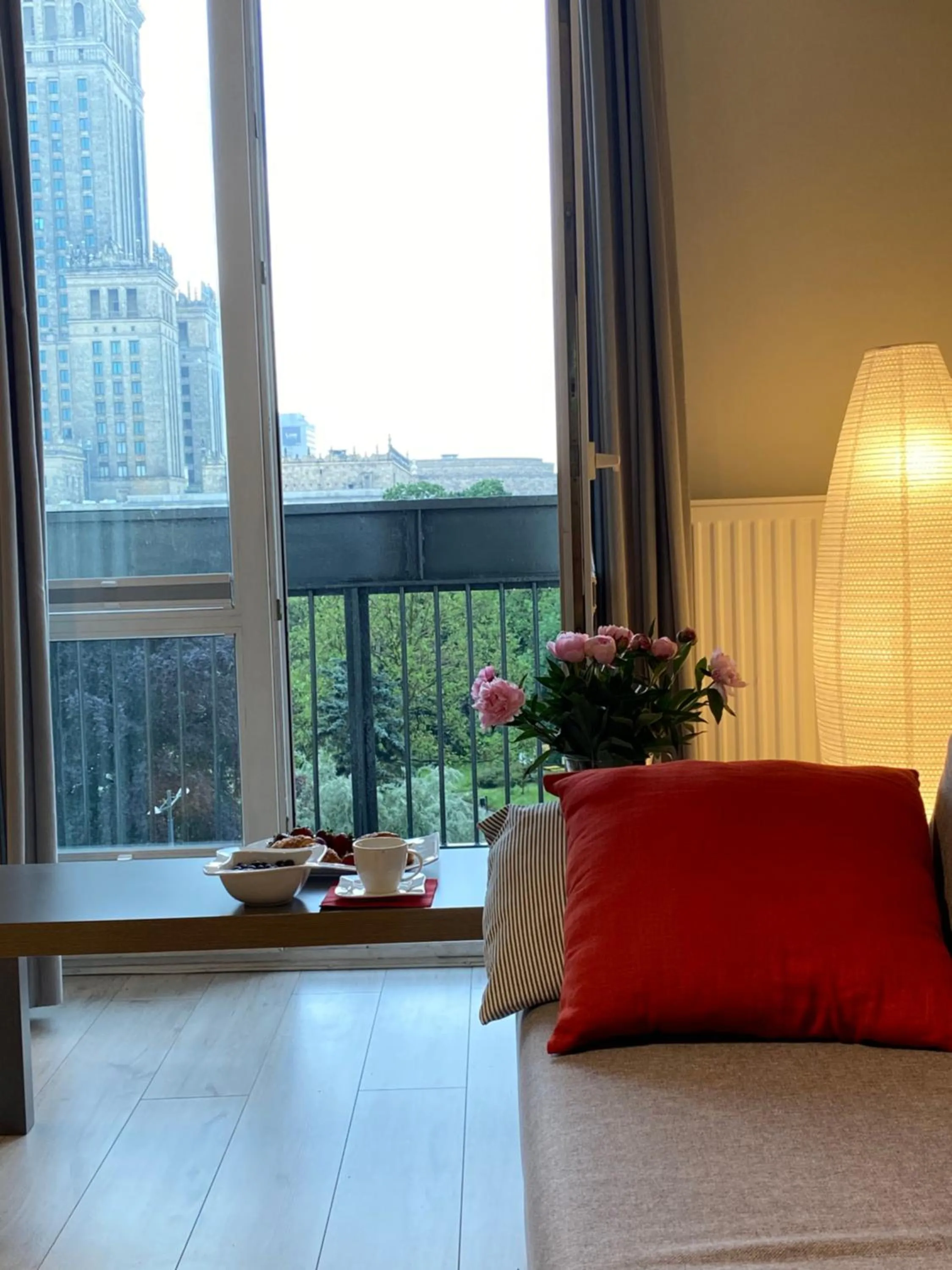 Landmark view in Good Time Apartments Warsaw - Świętokrzyska