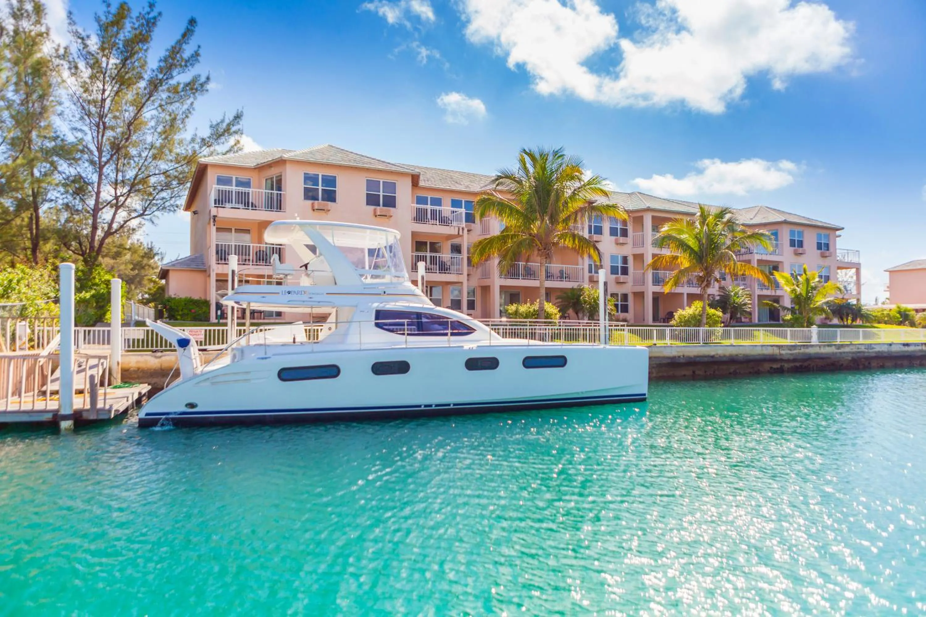 Facade/entrance in Island Seas Resort