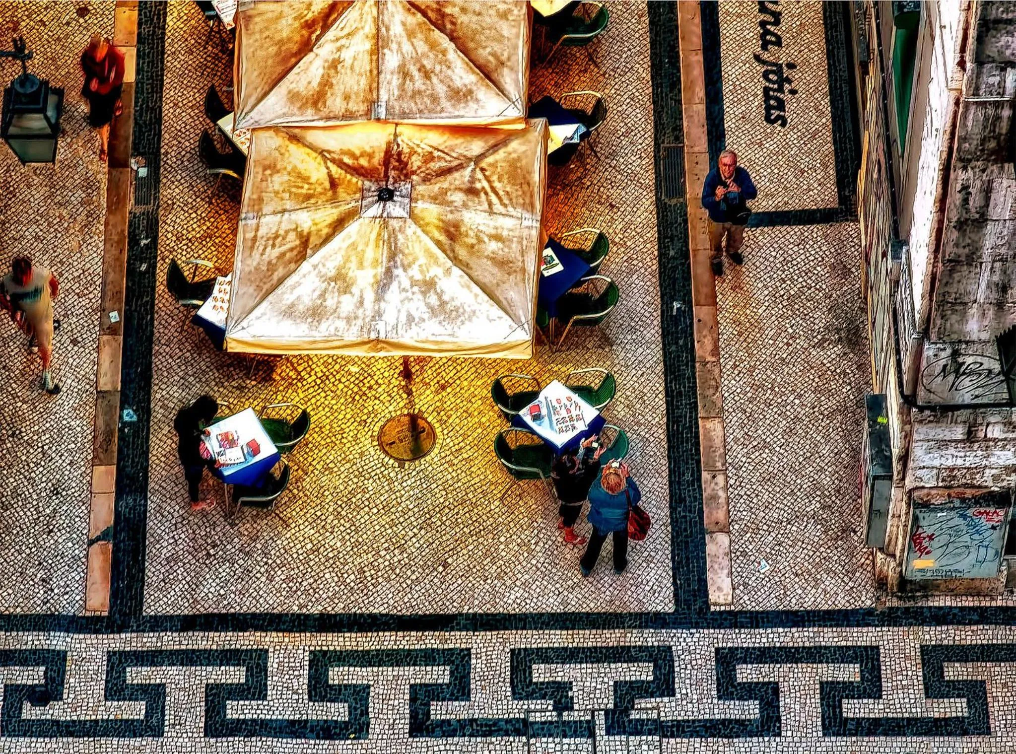 Neighbourhood in Dare Lisbon House