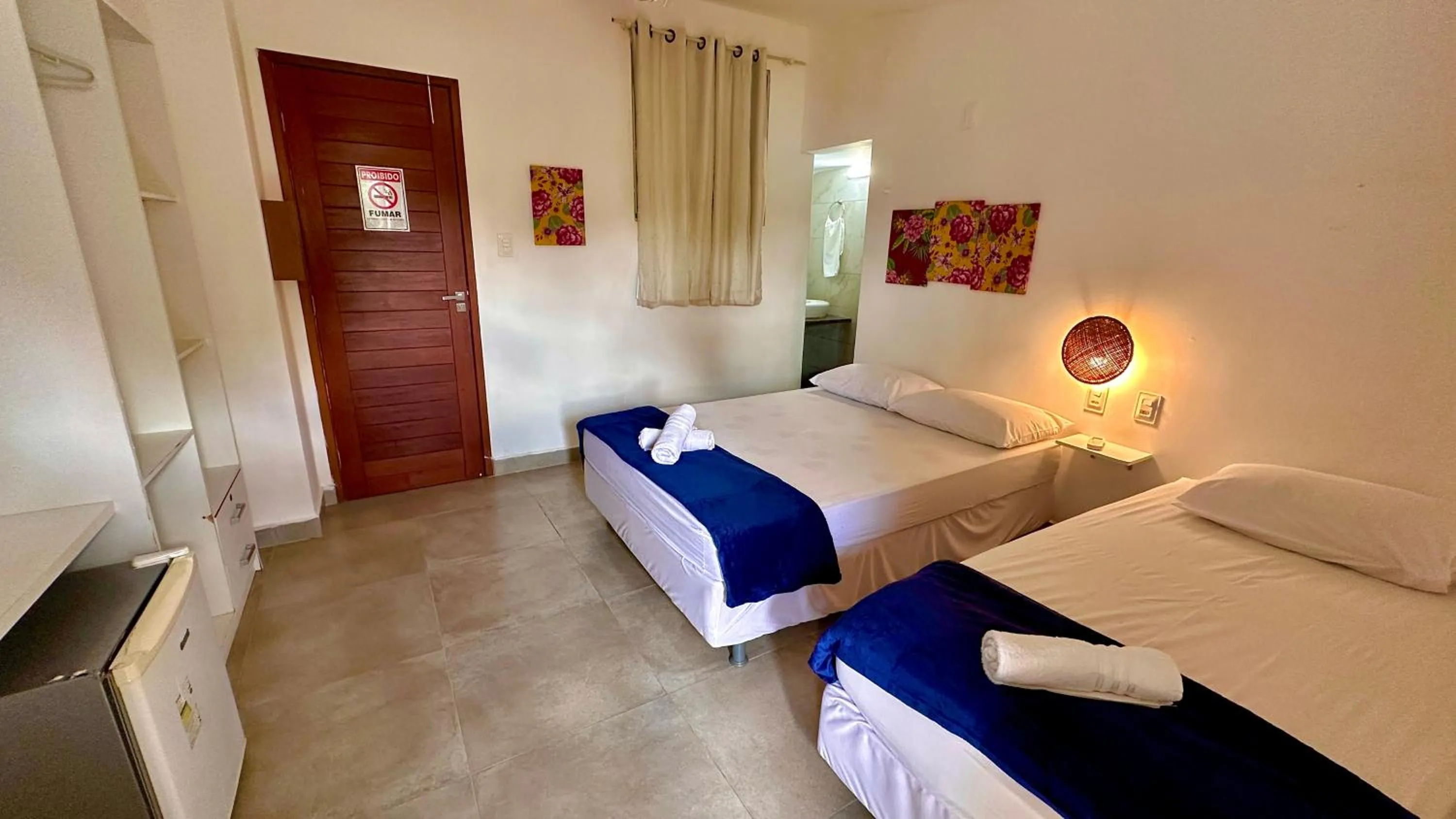 Photo of the whole room, Bed in Paranambuca Pousada