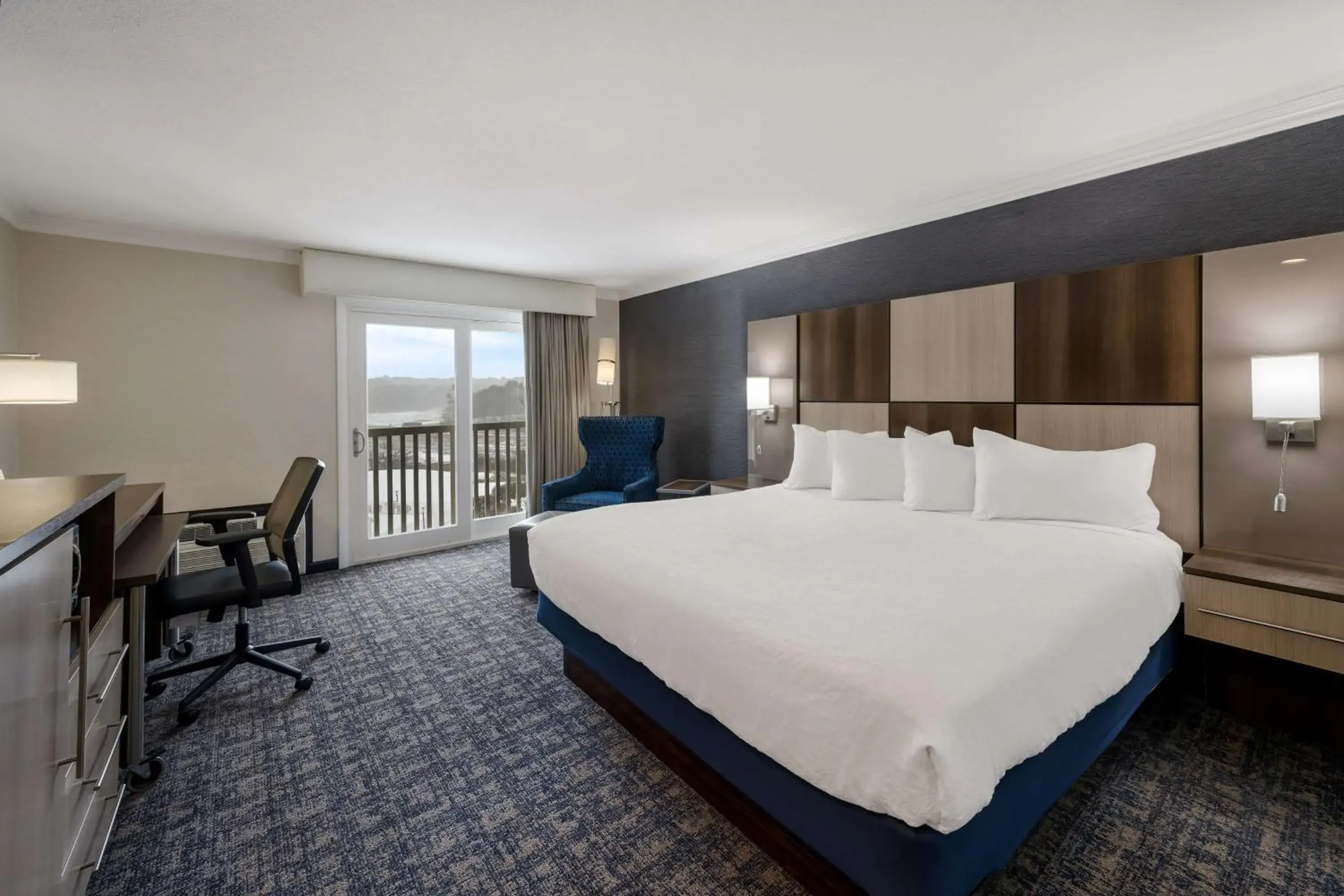 Bedroom, Bed in Best Western - Freeport Inn Bedroom, Bed in Best Western - Freeport Inn