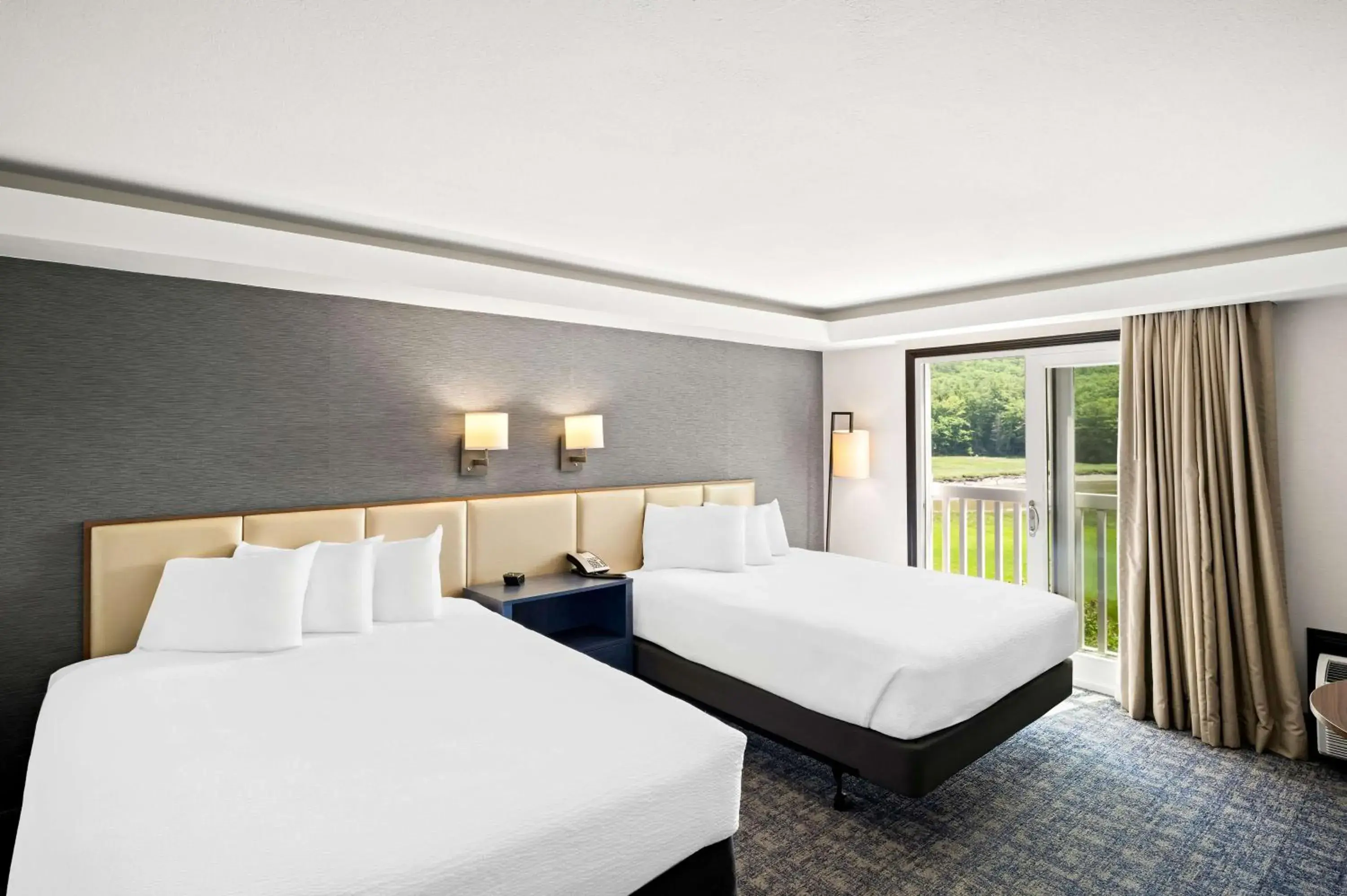 Bedroom, Bed in Best Western - Freeport Inn Bedroom, Bed in Best Western - Freeport Inn