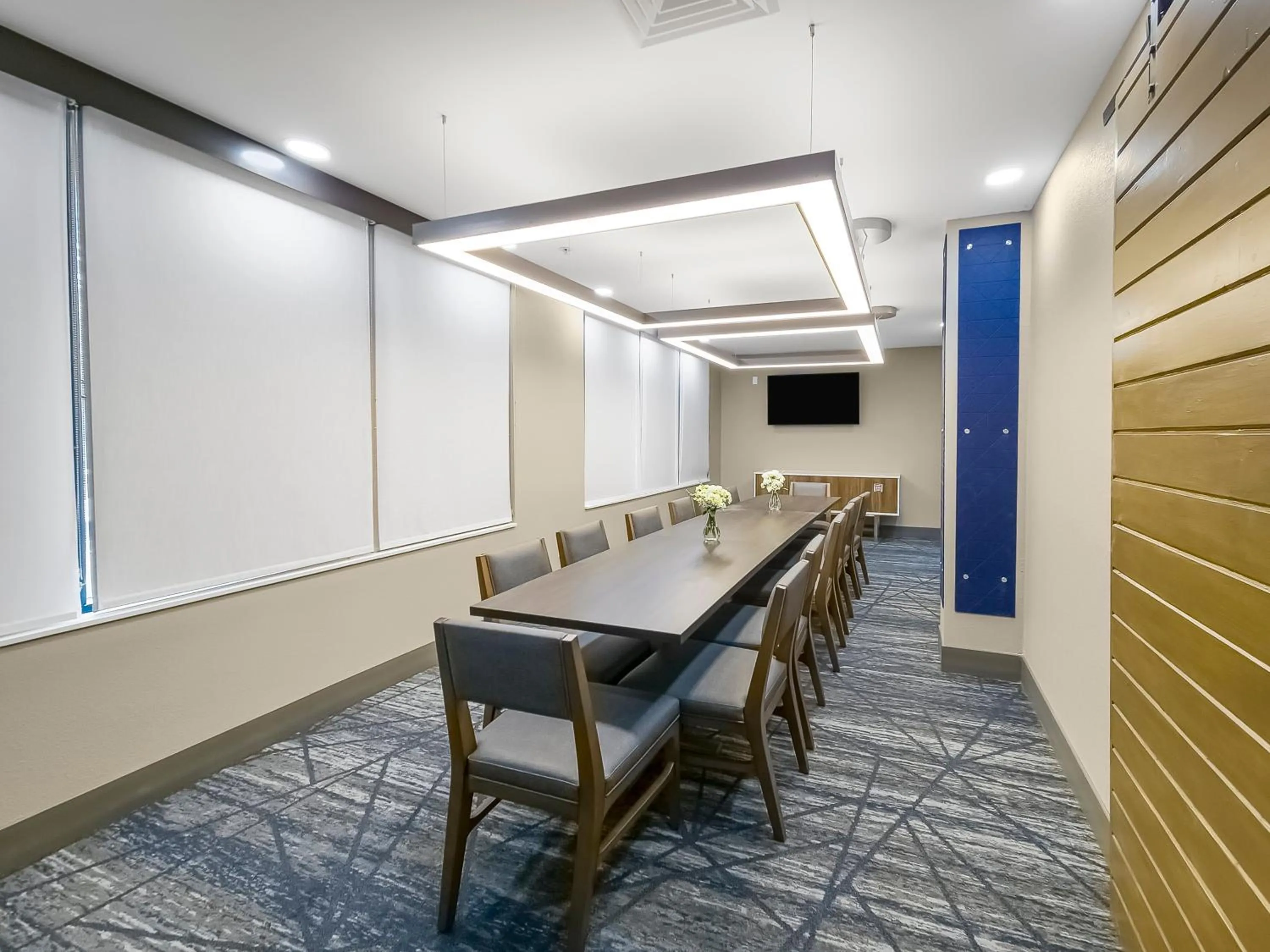 Meeting/conference room in Holiday Inn Express Salt Lake City South - Midvale by IHG