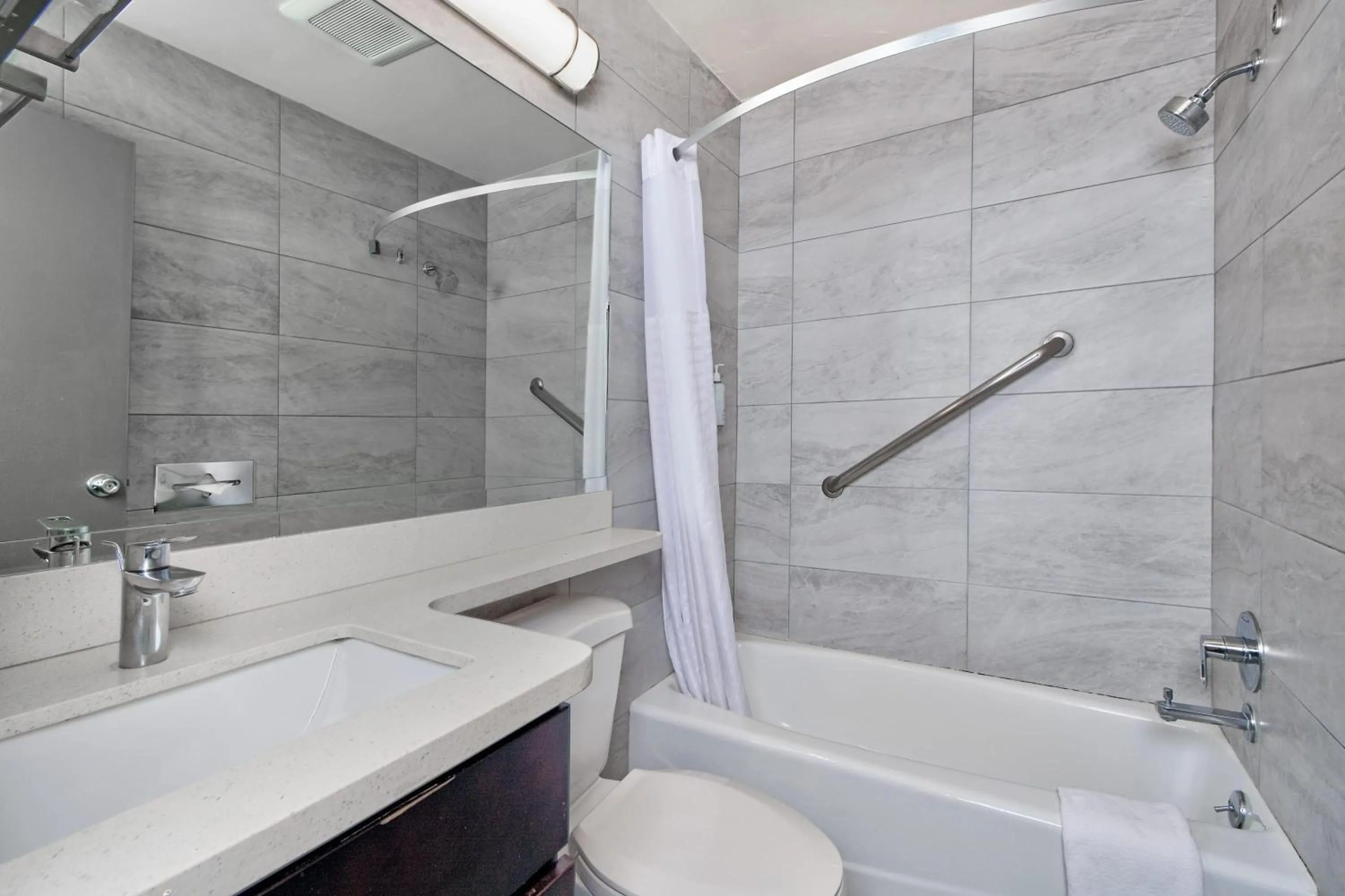 Bathroom in Days Inn by Wyndham Novato/San Francisco