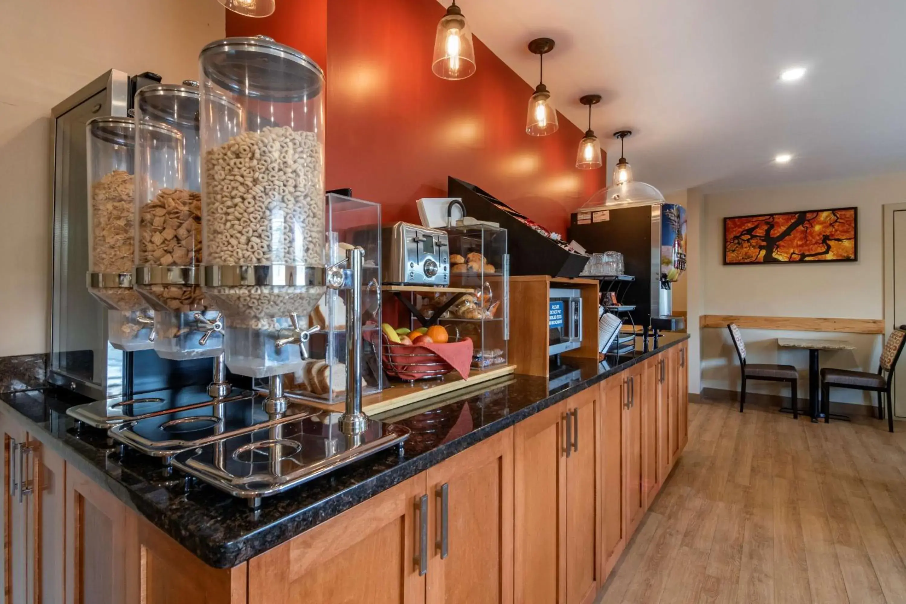 Breakfast in SureStay Plus Hotel by Best Western Salmon Arm Breakfast in SureStay Plus Hotel by Best Western Salmon Arm