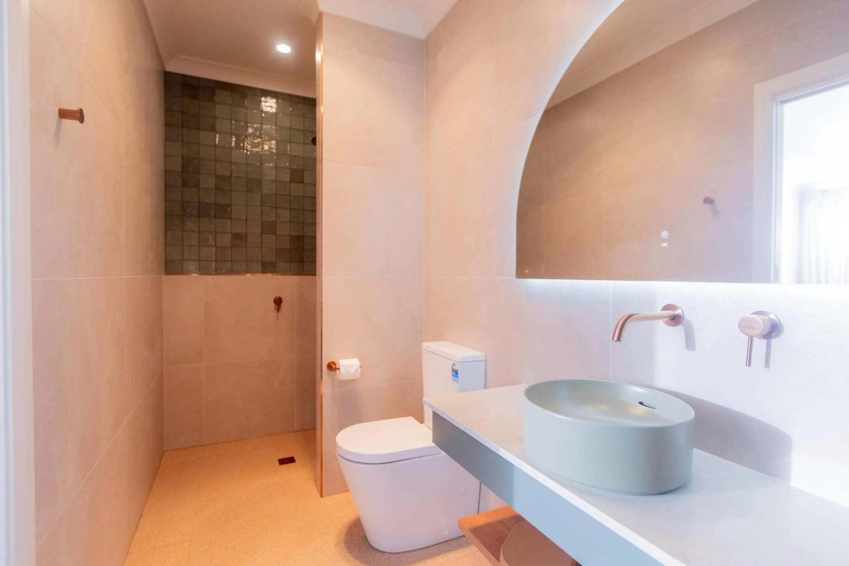 Bedroom in The Alluna Motel, an Ascend Collection Hotel