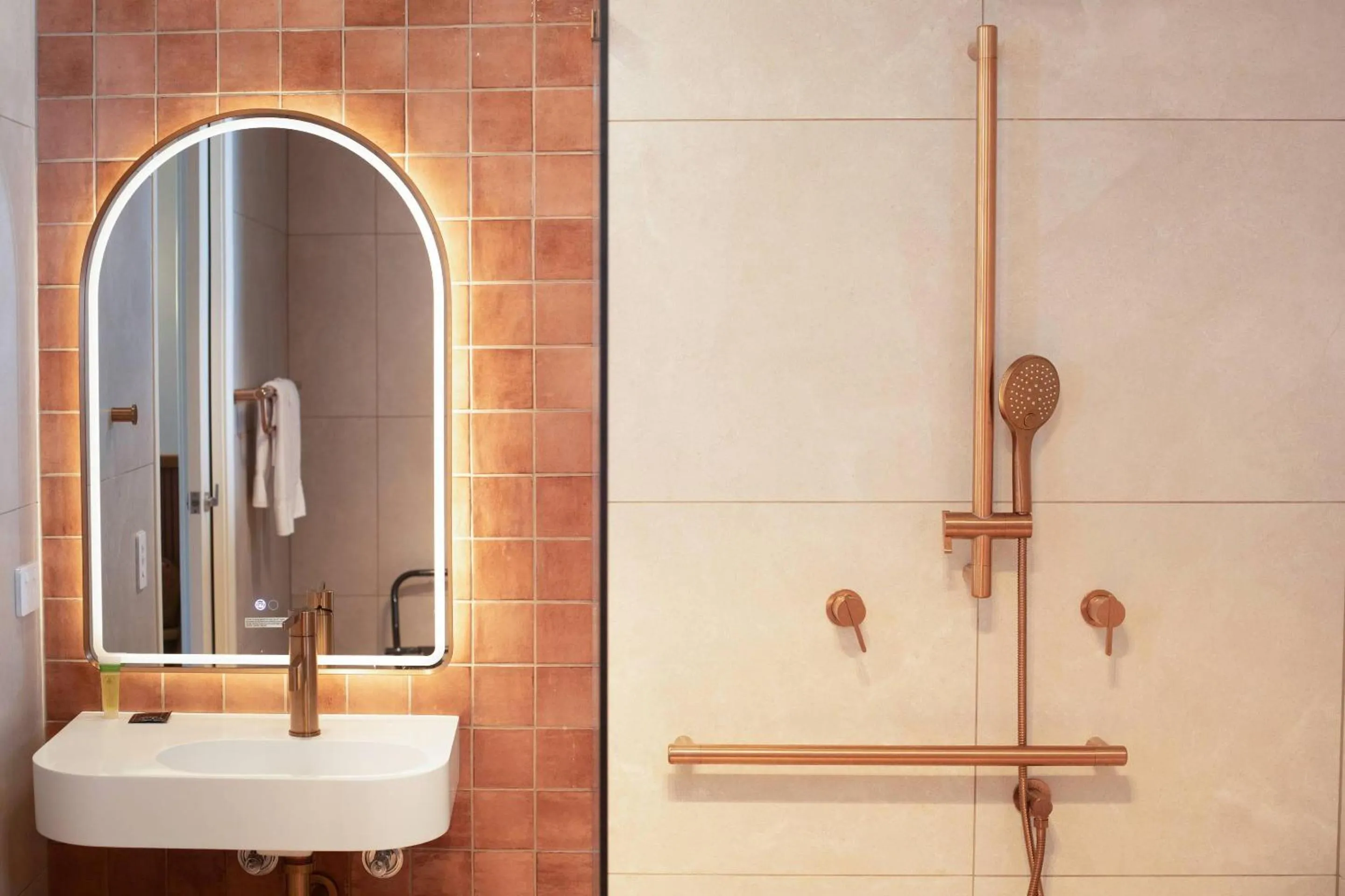 Bedroom in The Alluna Motel, an Ascend Collection Hotel