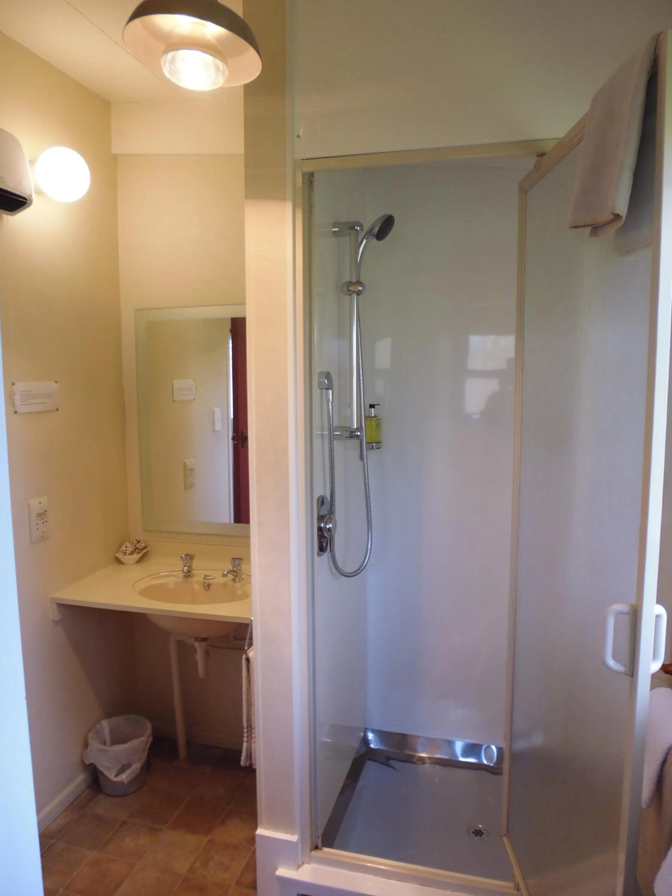 Shower in Spa Lodge Motel