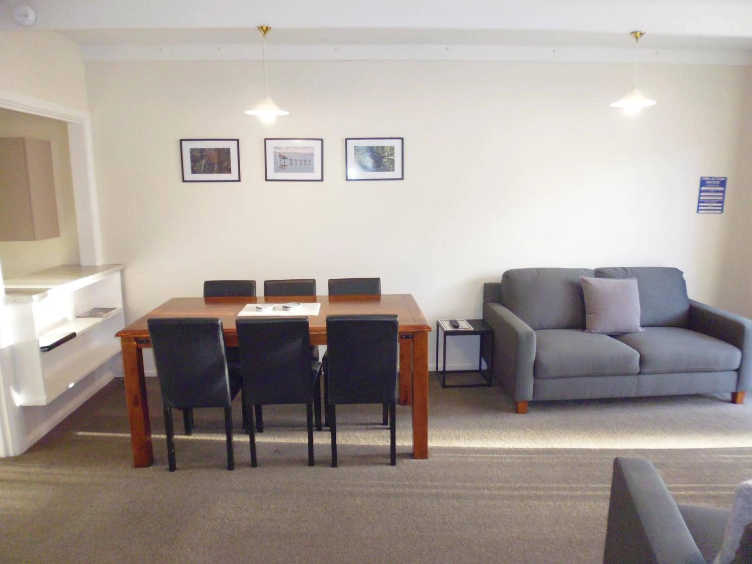 Living room in Spa Lodge Motel