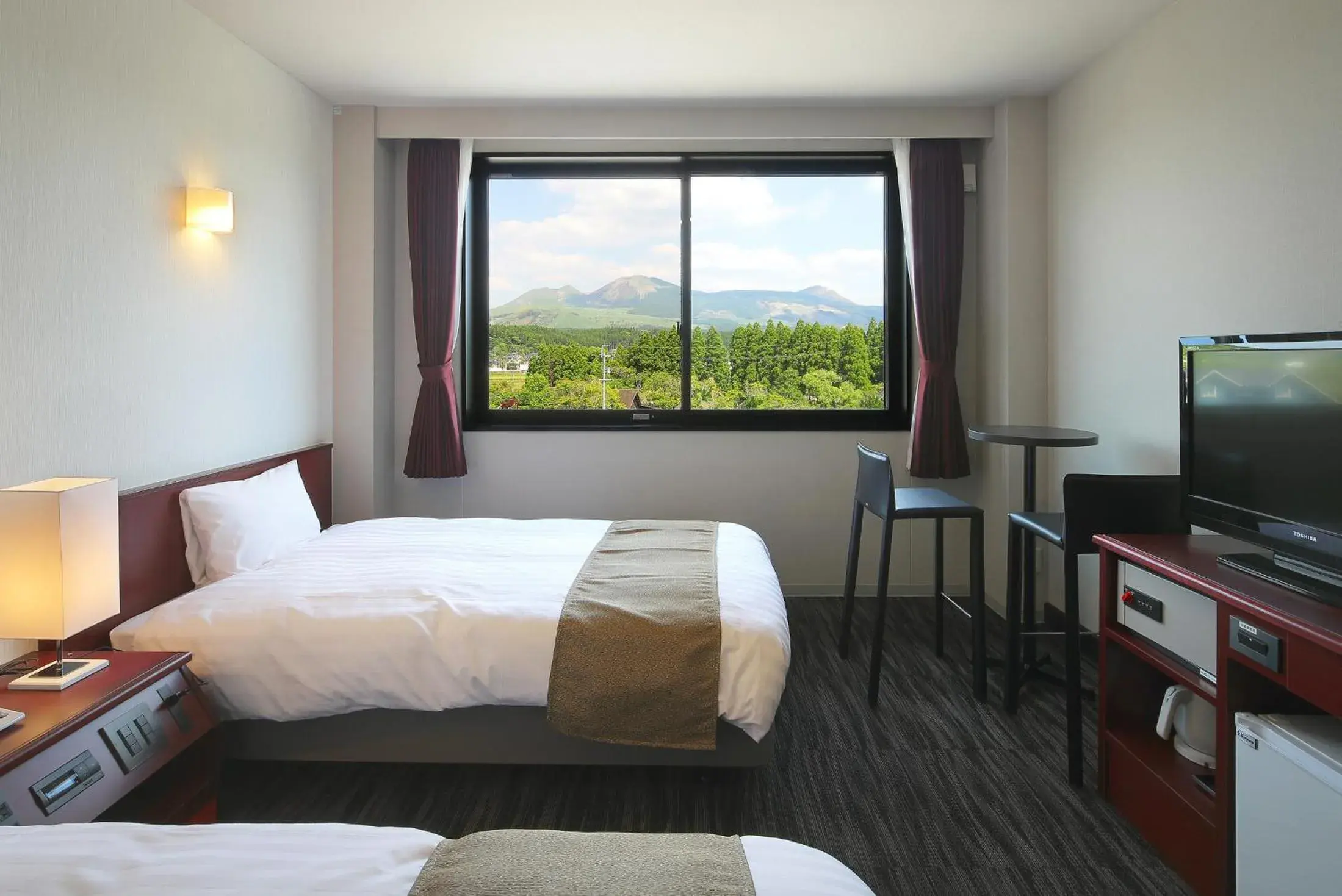 Twin Room with Daikanbo Mountain View - single occupancy in Aso Hakuun Sanso Twin Room with Daikanbo Mountain View - single occupancy in Aso Hakuun Sanso