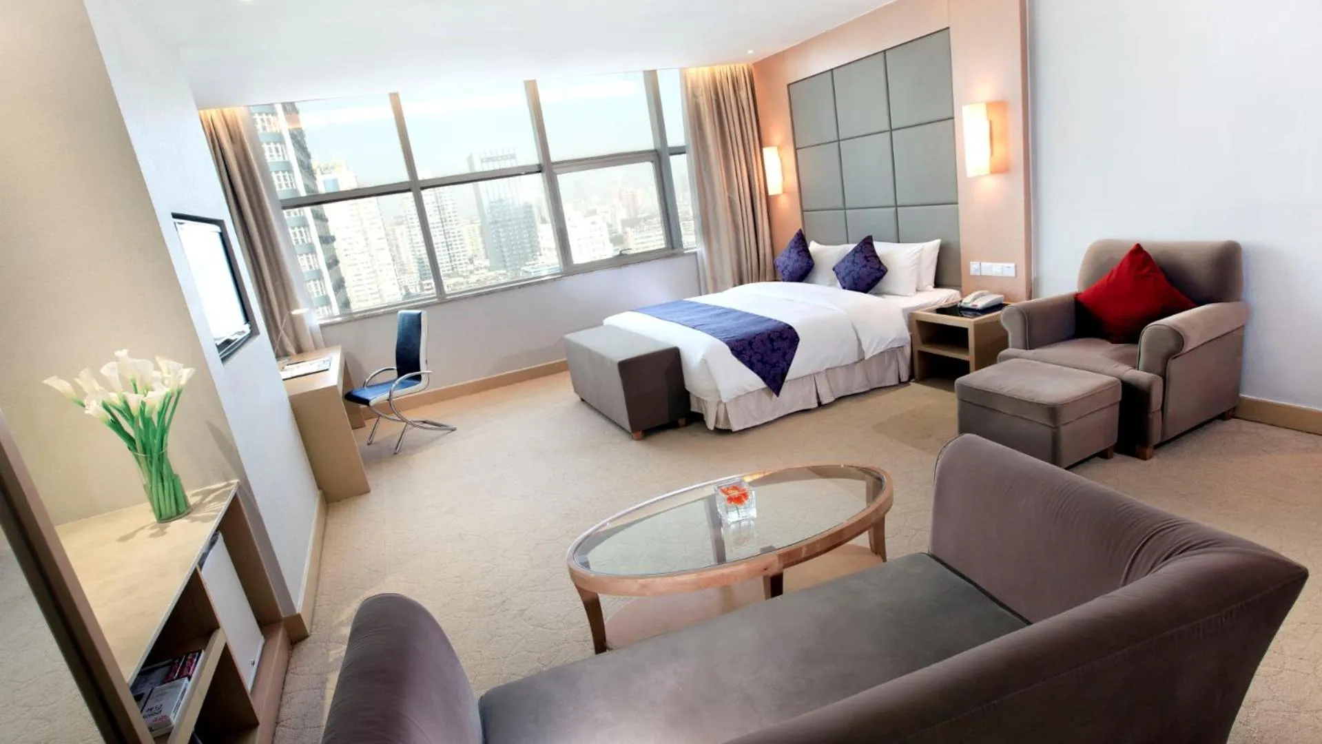 Bedroom, Bed in Dorsett Wuhan