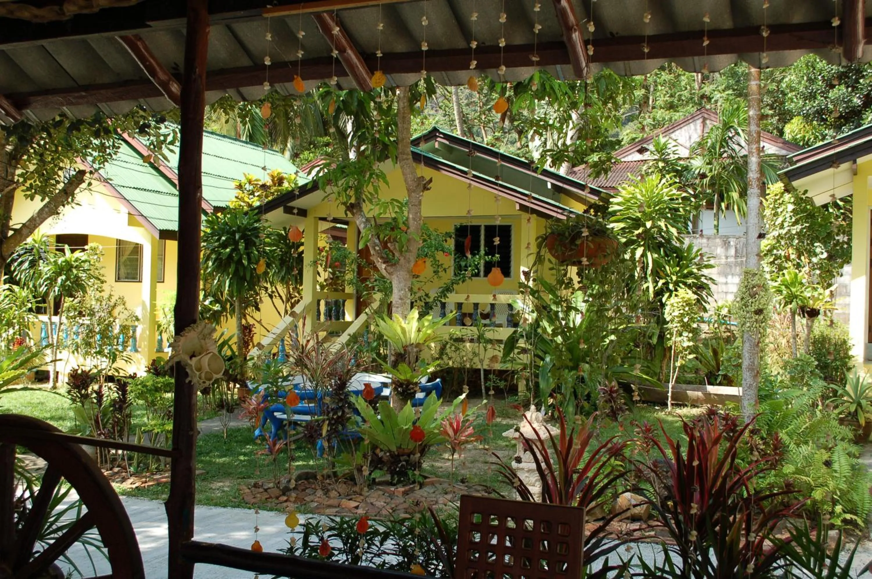 Facade/entrance in Anawin Bungalows
