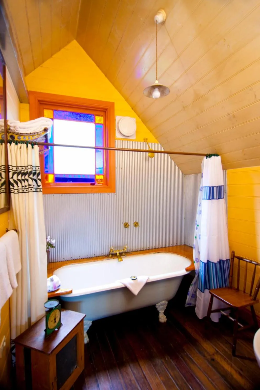 Bathroom in Como Cottage Accommodation