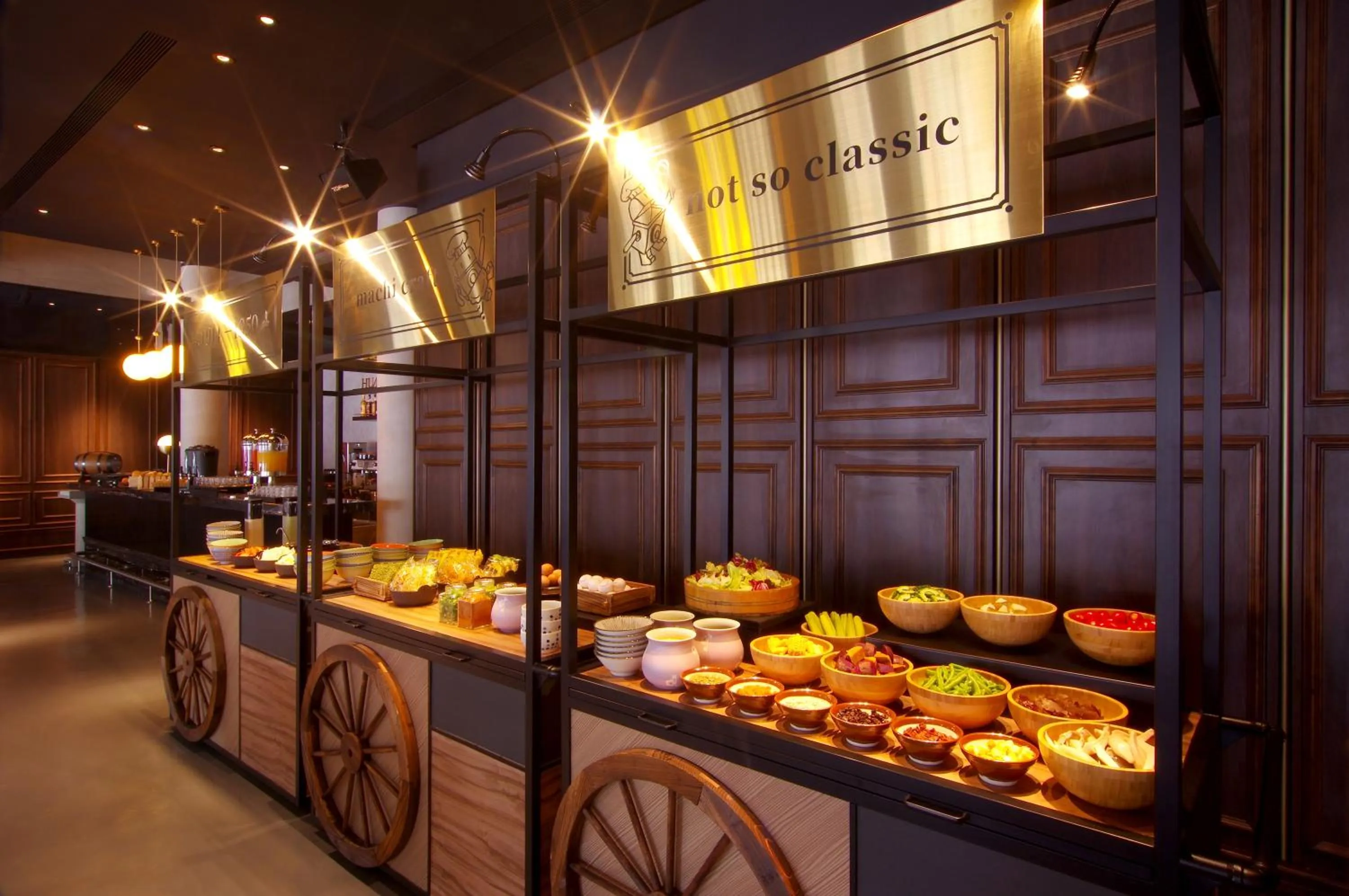 Breakfast in Hua Shan Din by Cosmos Creation - Huashan Creative Park