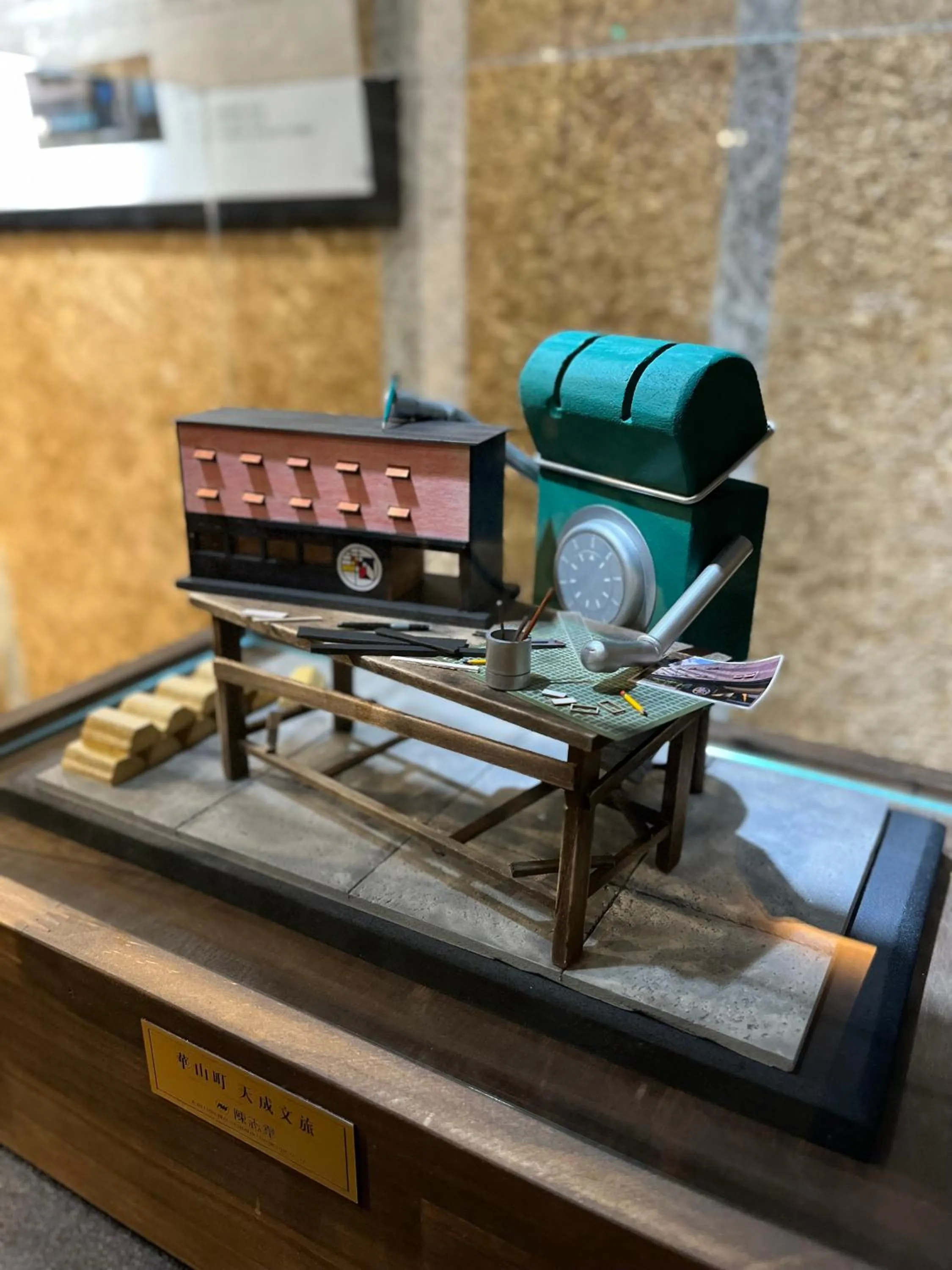 Decorative detail in Hua Shan Din by Cosmos Creation - Huashan Creative Park