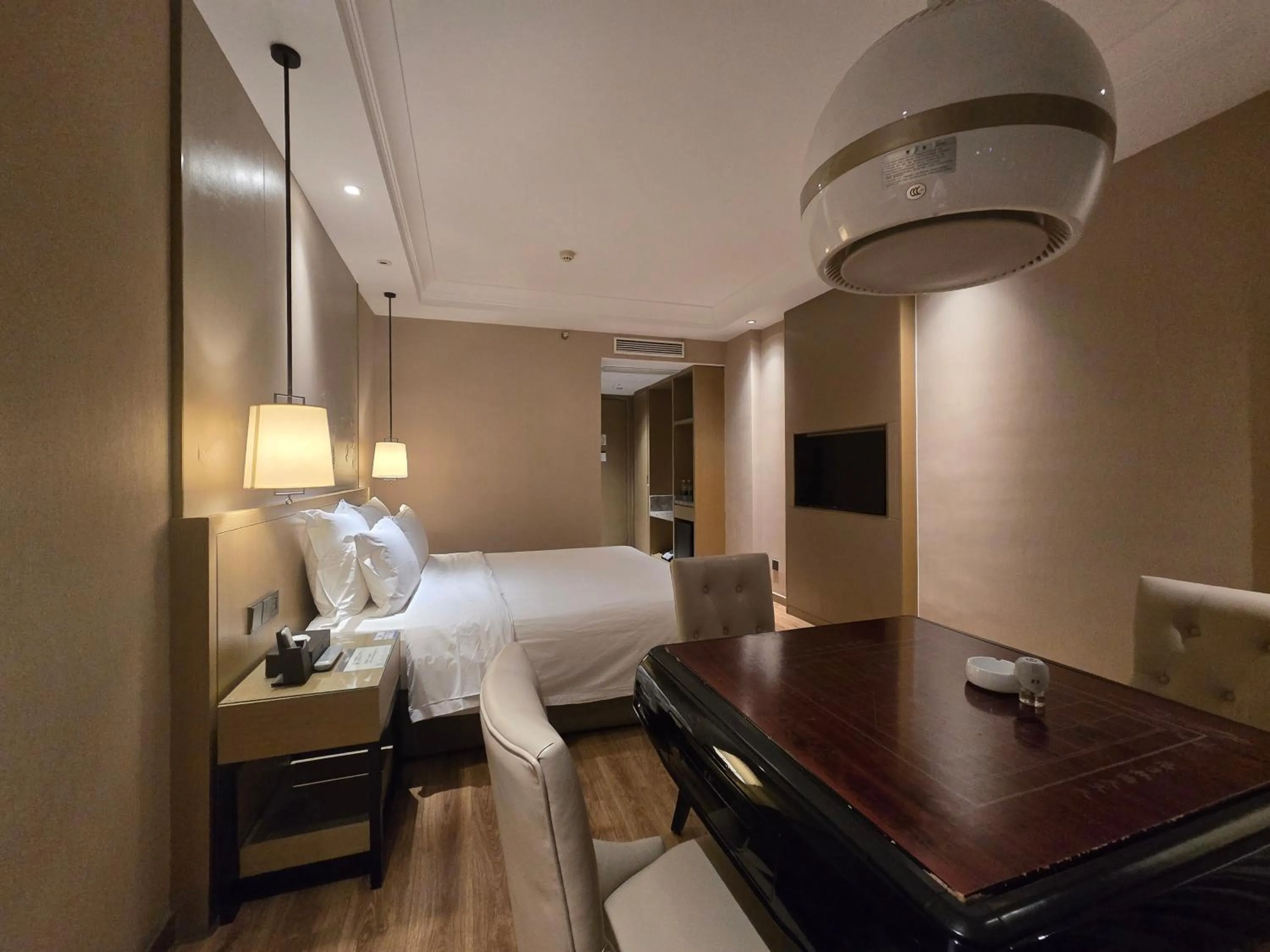 Bed in Byland Star Hotel