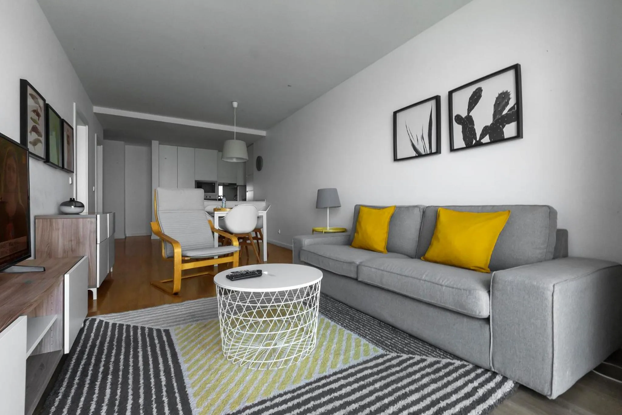 TV and multimedia in Xenon Urban Apartments