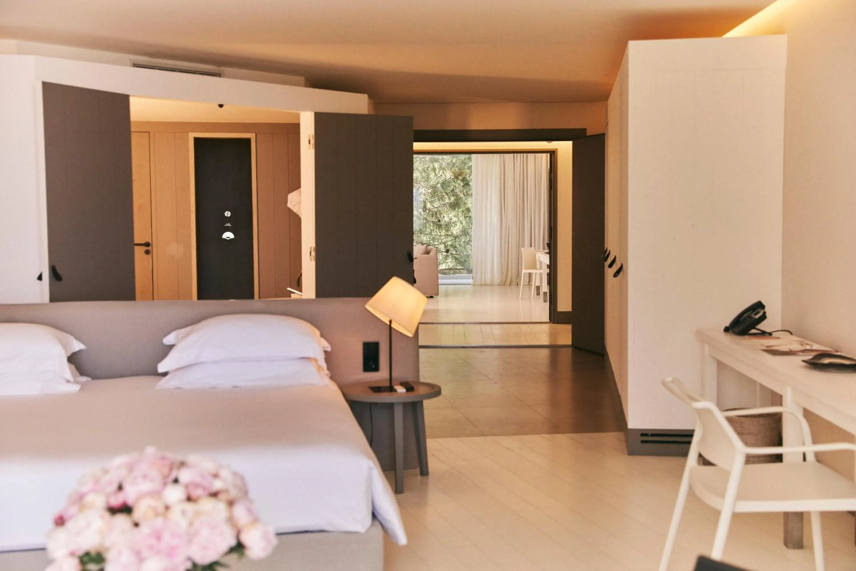 Bed in Hôtel Plage Palace & Spa