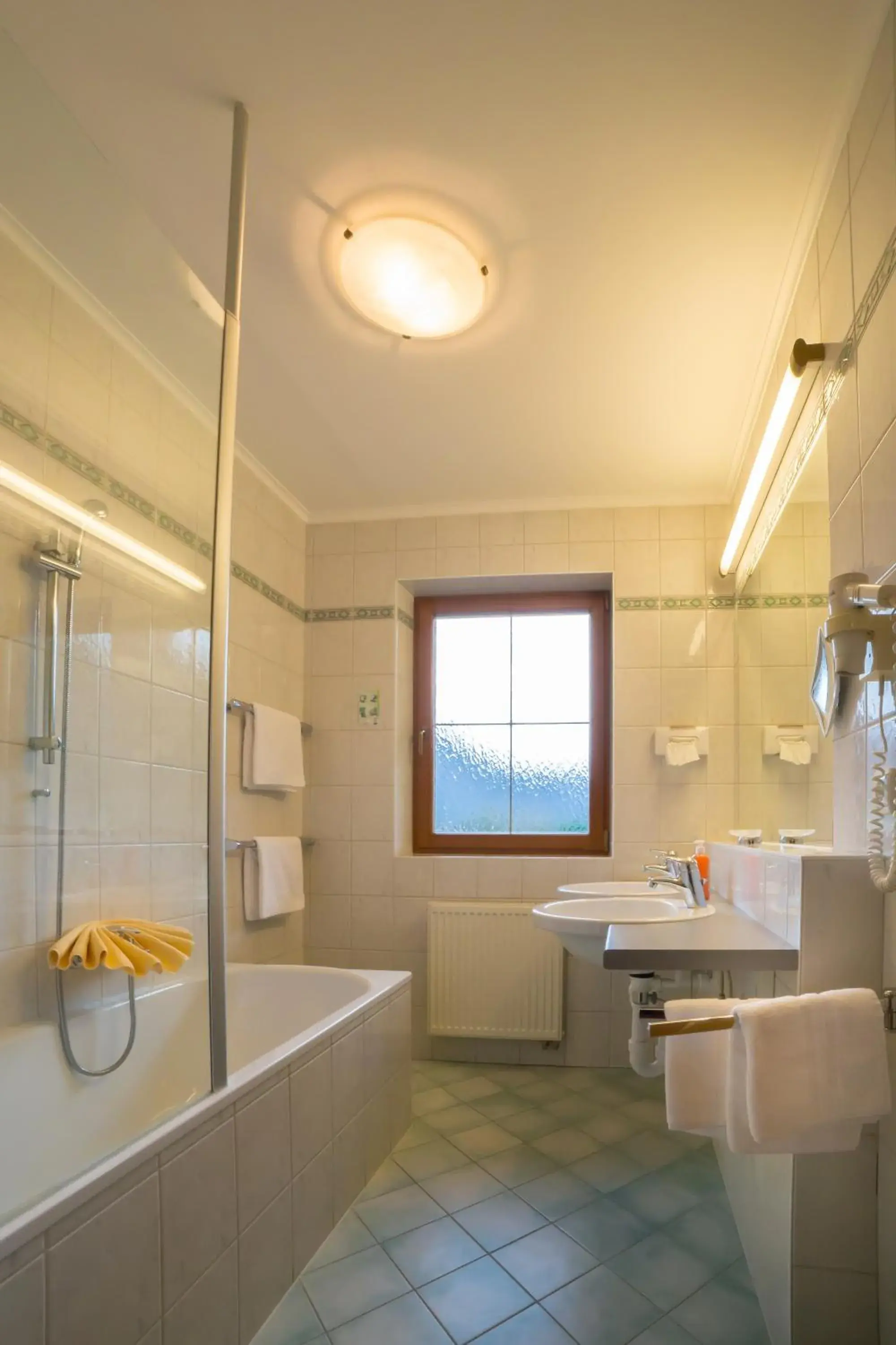 Photo of the whole room, Bathroom in Hotel Neuwirt