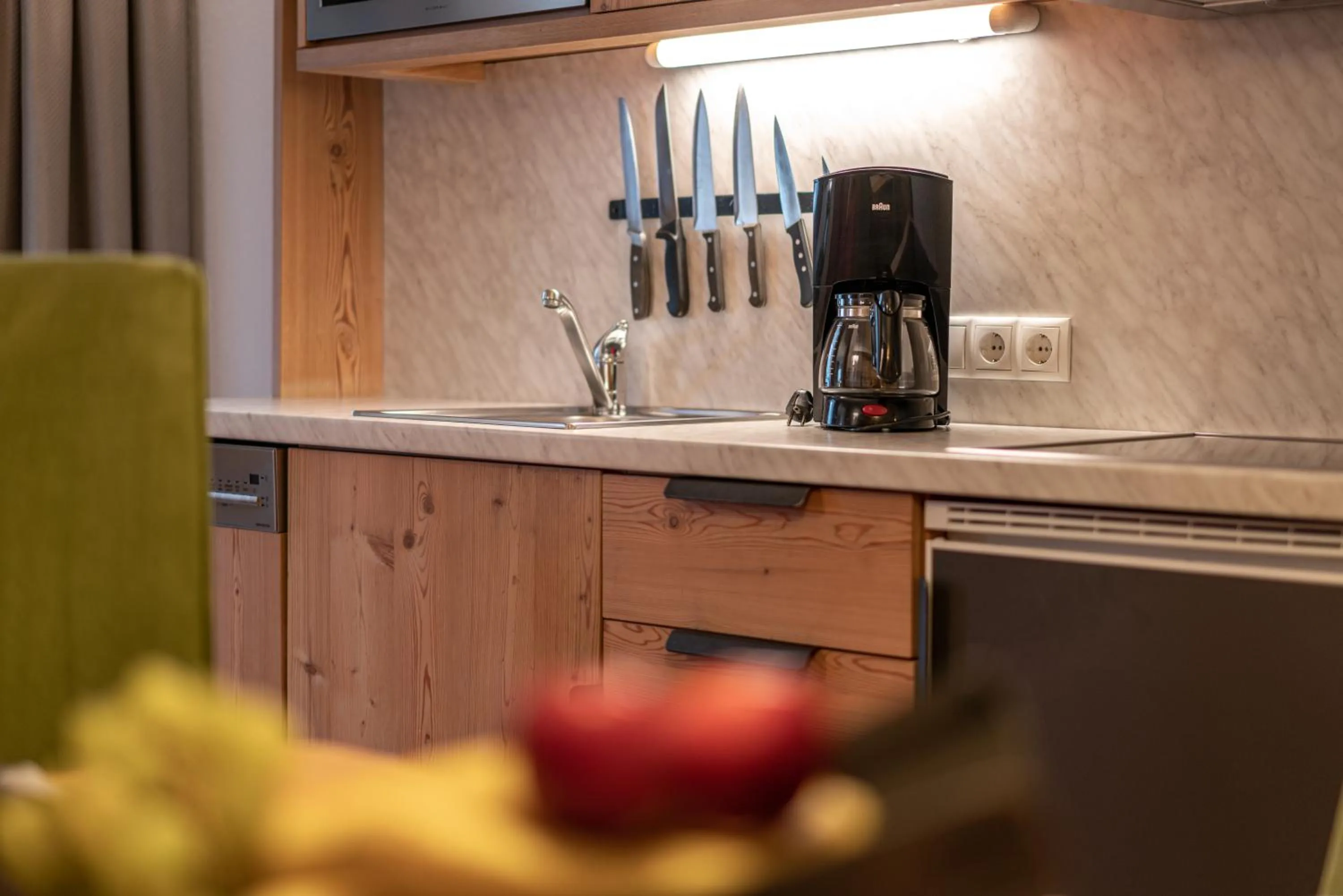 Kitchen or kitchenette in Schönblick - Gurgl B&B